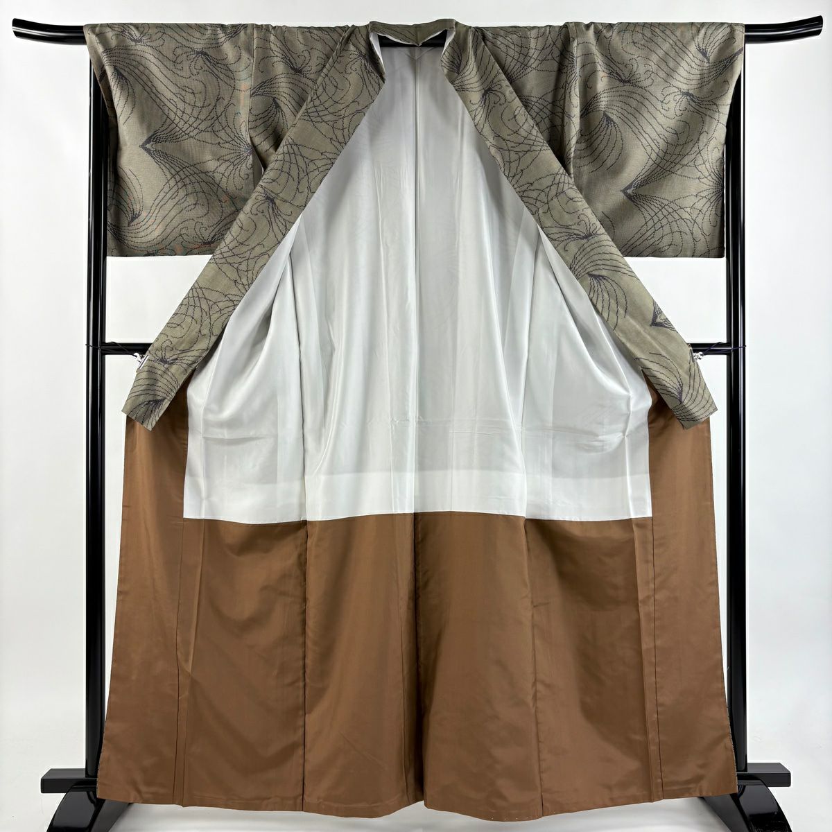 【美品】 紬織 身長163.5cm 袖長67.5cm L 雙層 幾何學圖案 蝴蝶 茶綠 純蠶絲 秀品級