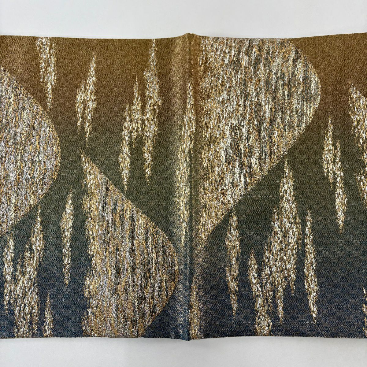 【美品】 袋帶 秀品級 山霞 金金箔金銀線 灰綠 六通 純蠶絲