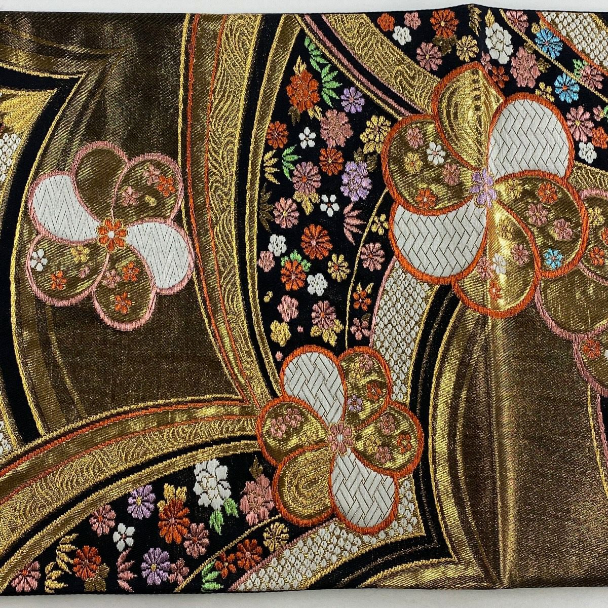 【美品】 袋帶 秀品級 花 笹 刺繡 金線 黑 六通 純蠶絲