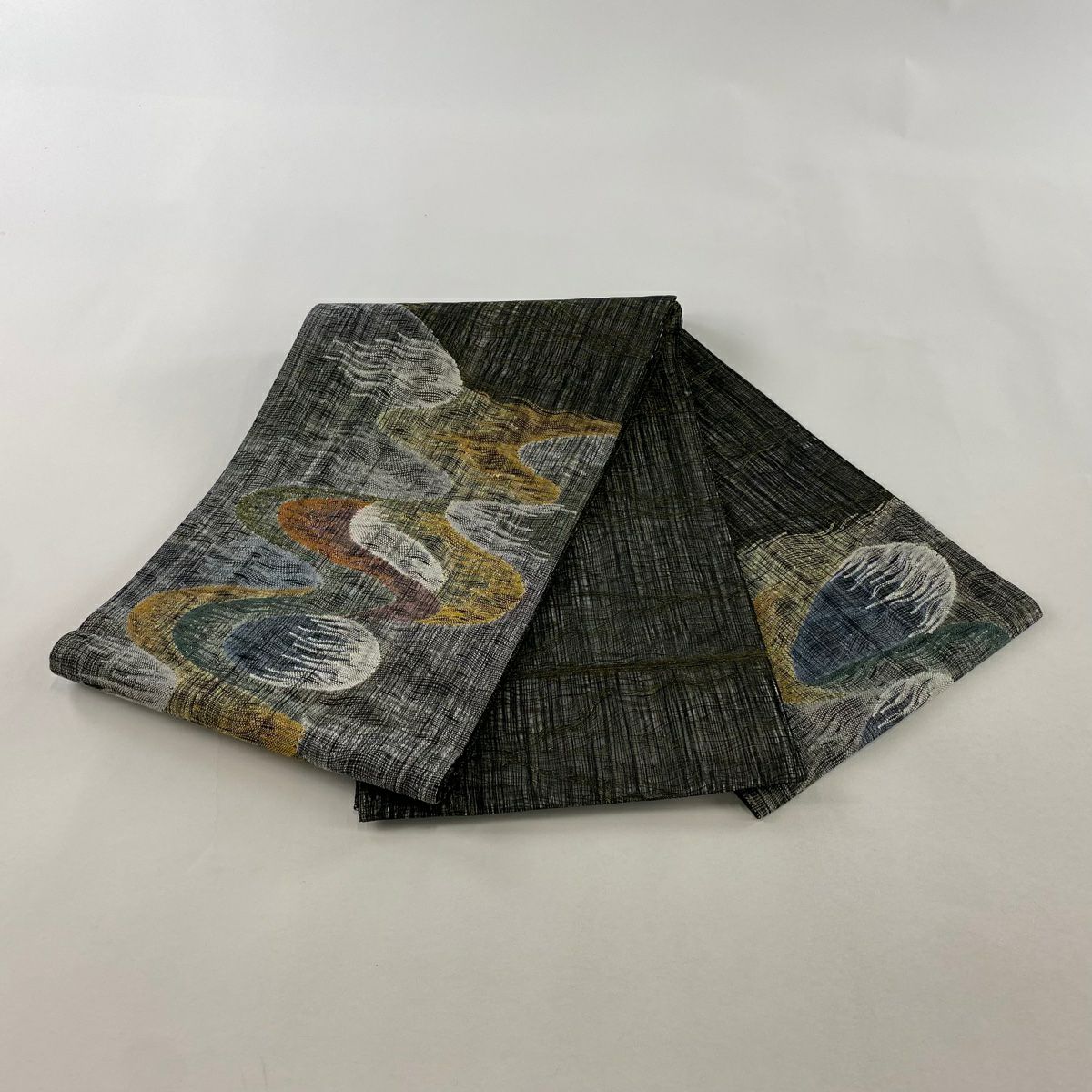 【美品】 袋帶 秀品級 夏帶 霞 幾何圖案 金金箔 黑灰 お太鼓圖案 純蠶絲
