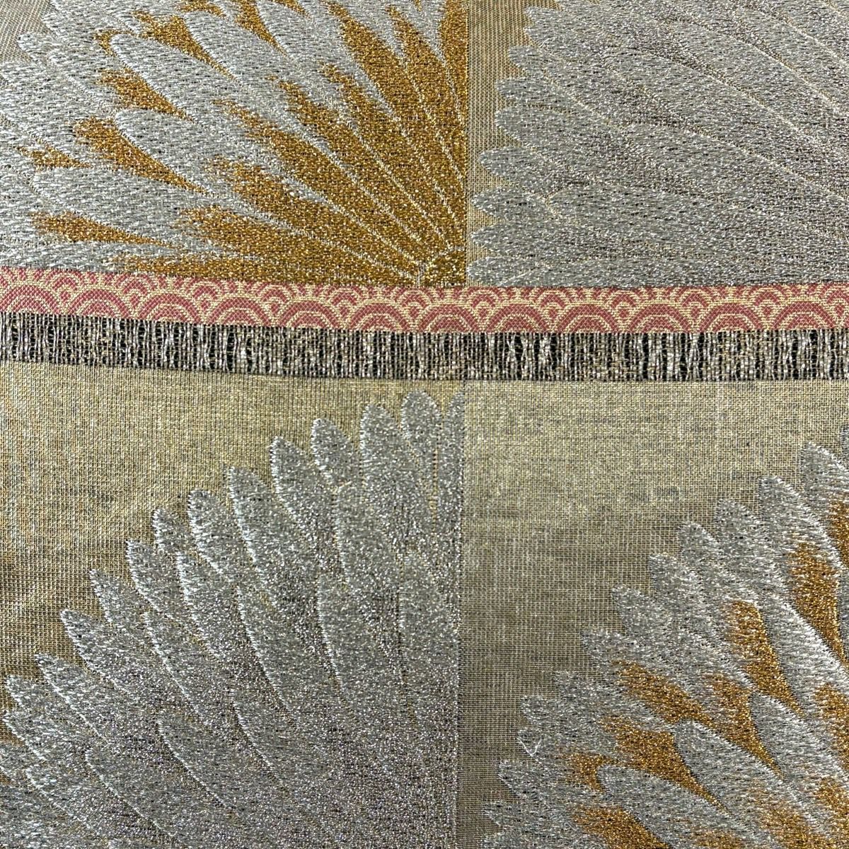 【美品】 袋帶 名品級 菊花 金銀彩 金金箔 金色 六通 純蠶絲