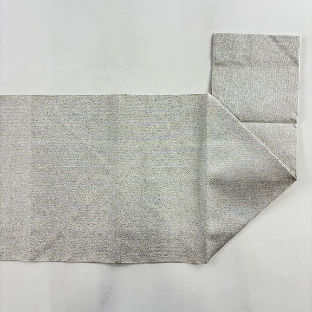 【美品】 名古屋帶 秀品級 松樹葉仕立 八寸名古屋帶 華紋 霞 金銀糸 灰白 純蠶絲