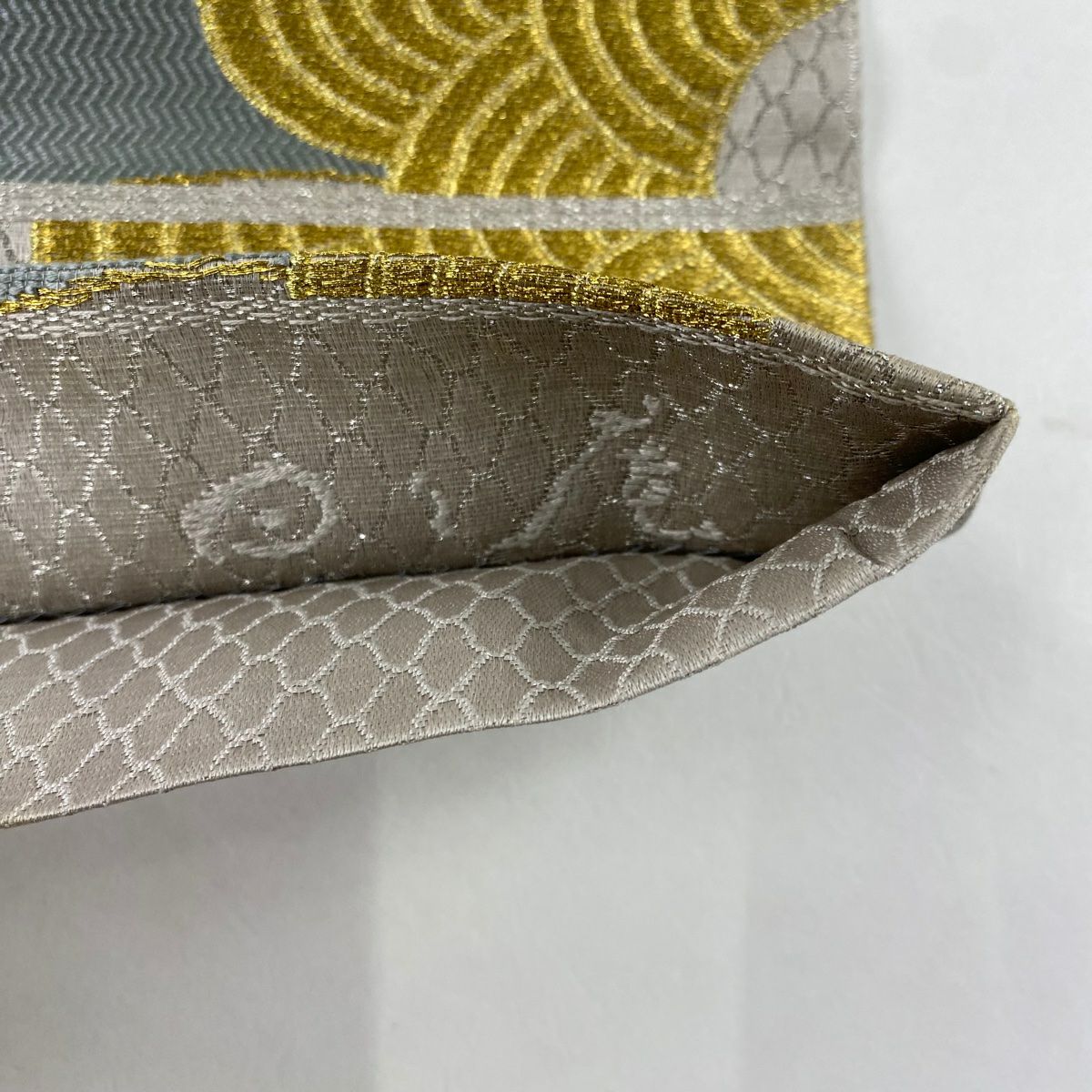 【美品】 袋帶 秀品級 落款あり 波 青海波 金銀糸 灰色 六通 純蠶絲