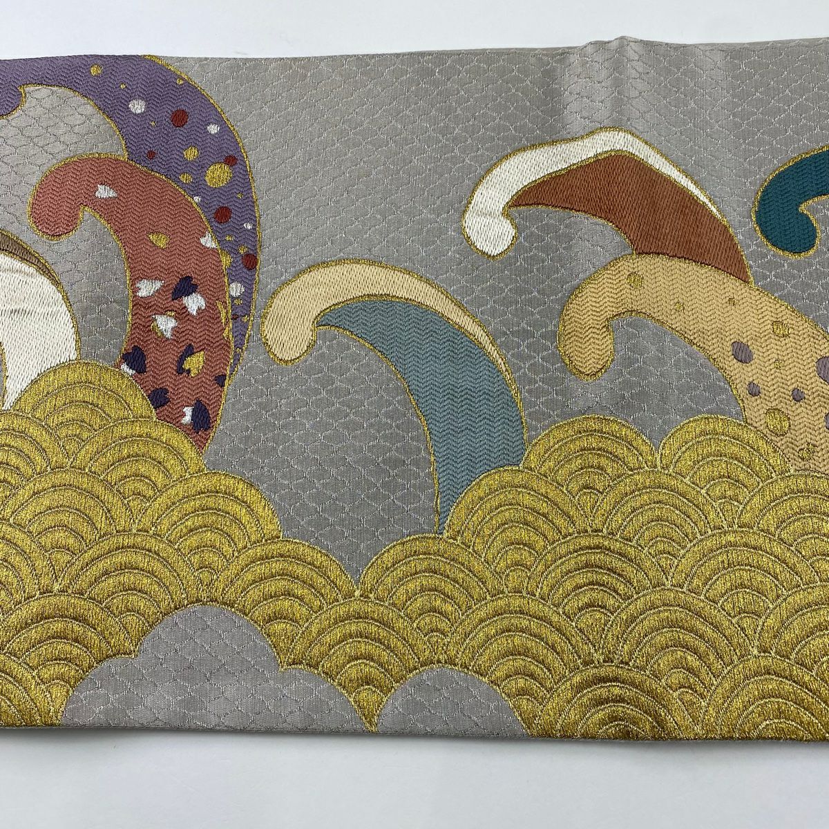 【美品】 袋帶 秀品級 落款あり 波 青海波 金銀糸 灰色 六通 純蠶絲