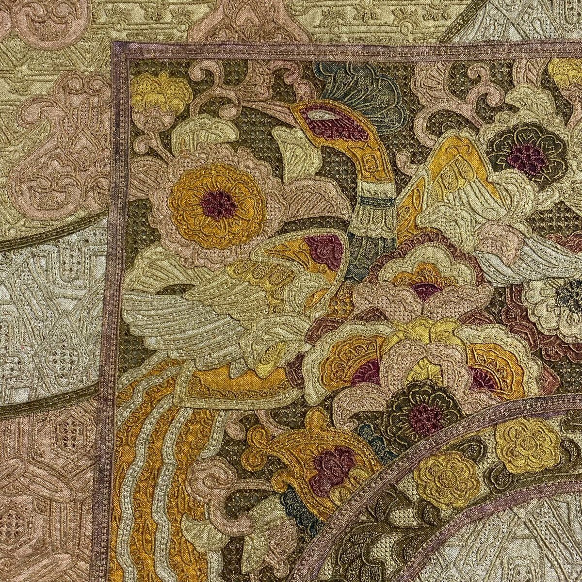 【美品】 袋帶 名品級 鳳凰 草花紋 金彩裝飾 刺繡 淺黃 お太鼓圖案 純蠶絲