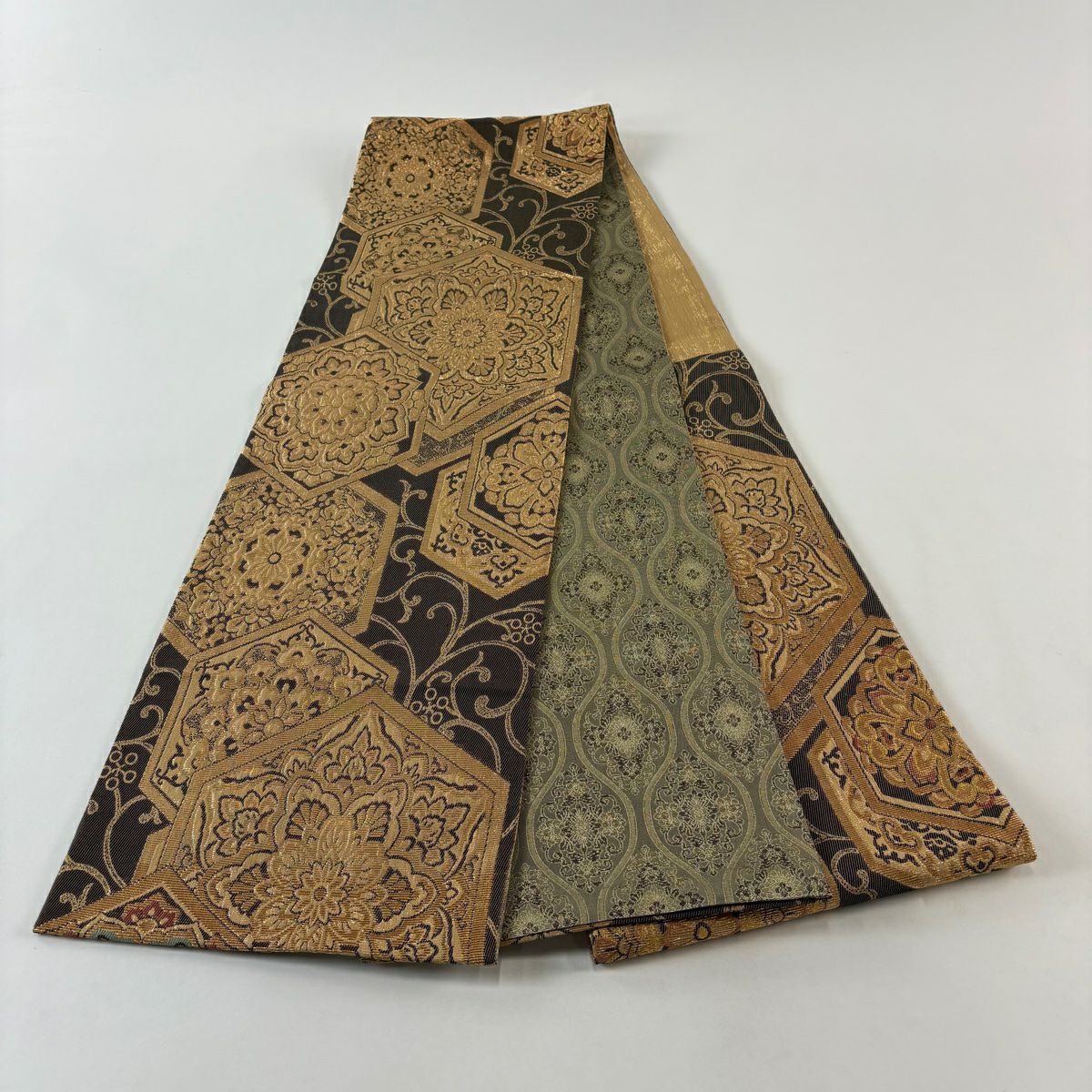 【美品】 袋帶 名品級 龜甲 華紋 金絲 金金箔 金茶 大鼓圖案 純蠶絲