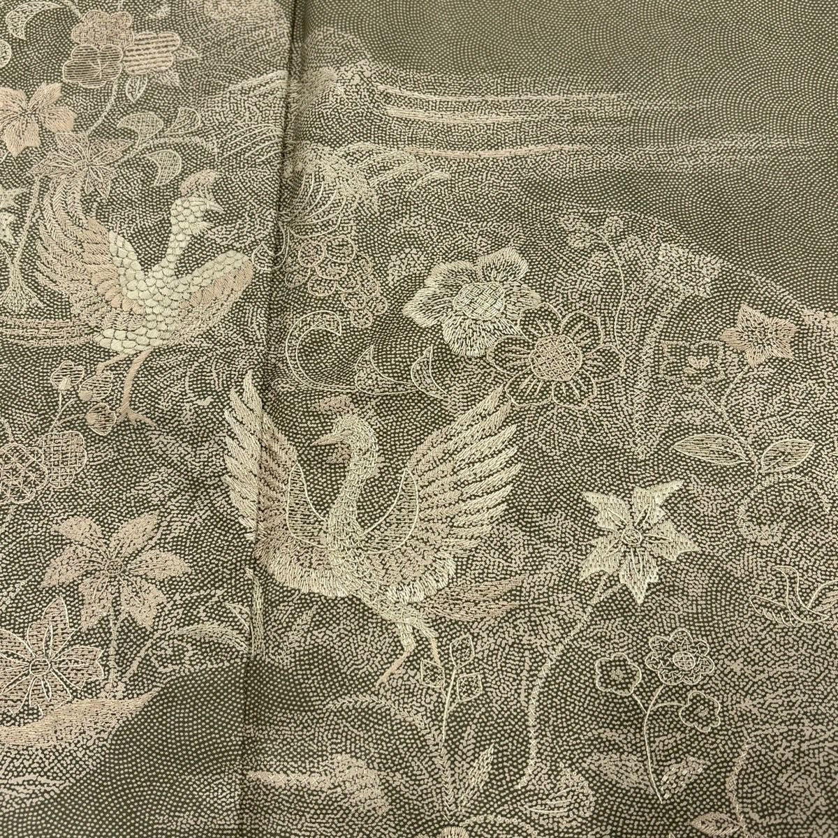 【美品】 付下 身長159.5cm 袖長64cm M 雙層 落款 花鳥 鮫 刺繡 紬織織 茶綠 純蠶絲 名品級