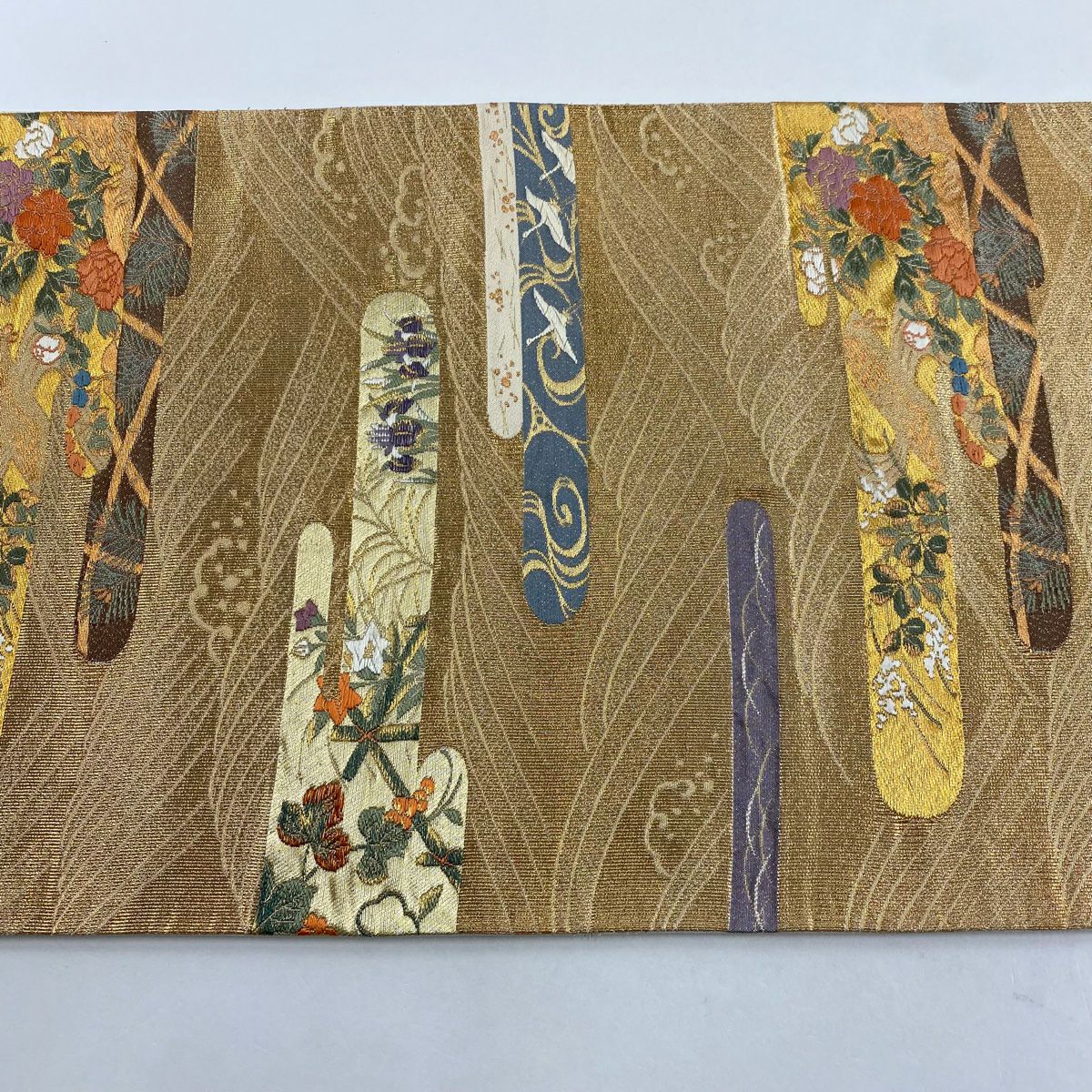 【美品】 袋帶 秀品級 草花紋紋 雲霞 金絲 金金箔 金色 六通 純蠶絲