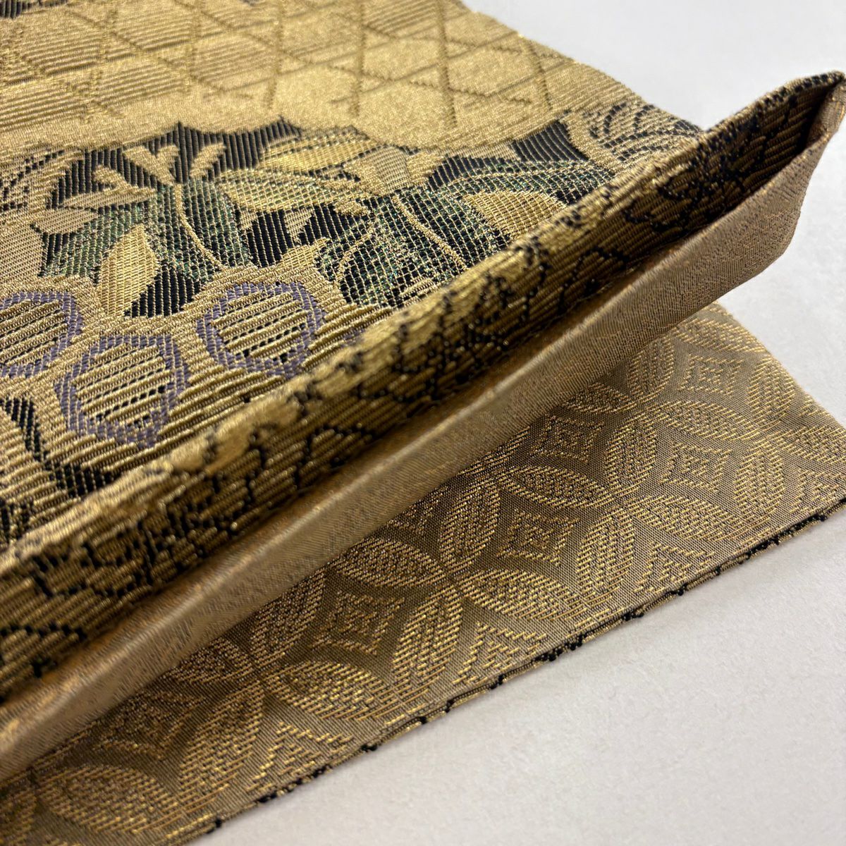 【美品】 袋帶 名品級 寶盡くし 松樹竹子梅花 金絲 焦茶 純蠶絲 お太鼓柄