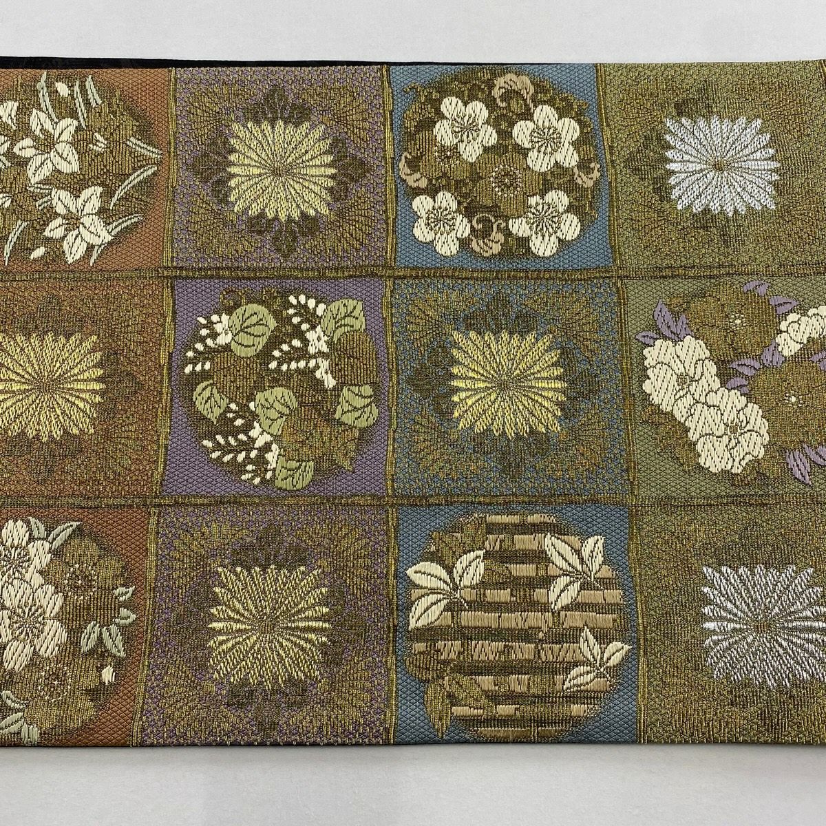 【美品】 袋帶 名品級 格子 草花紋 金銀彩 金金箔 茶綠 六通 純蠶絲
