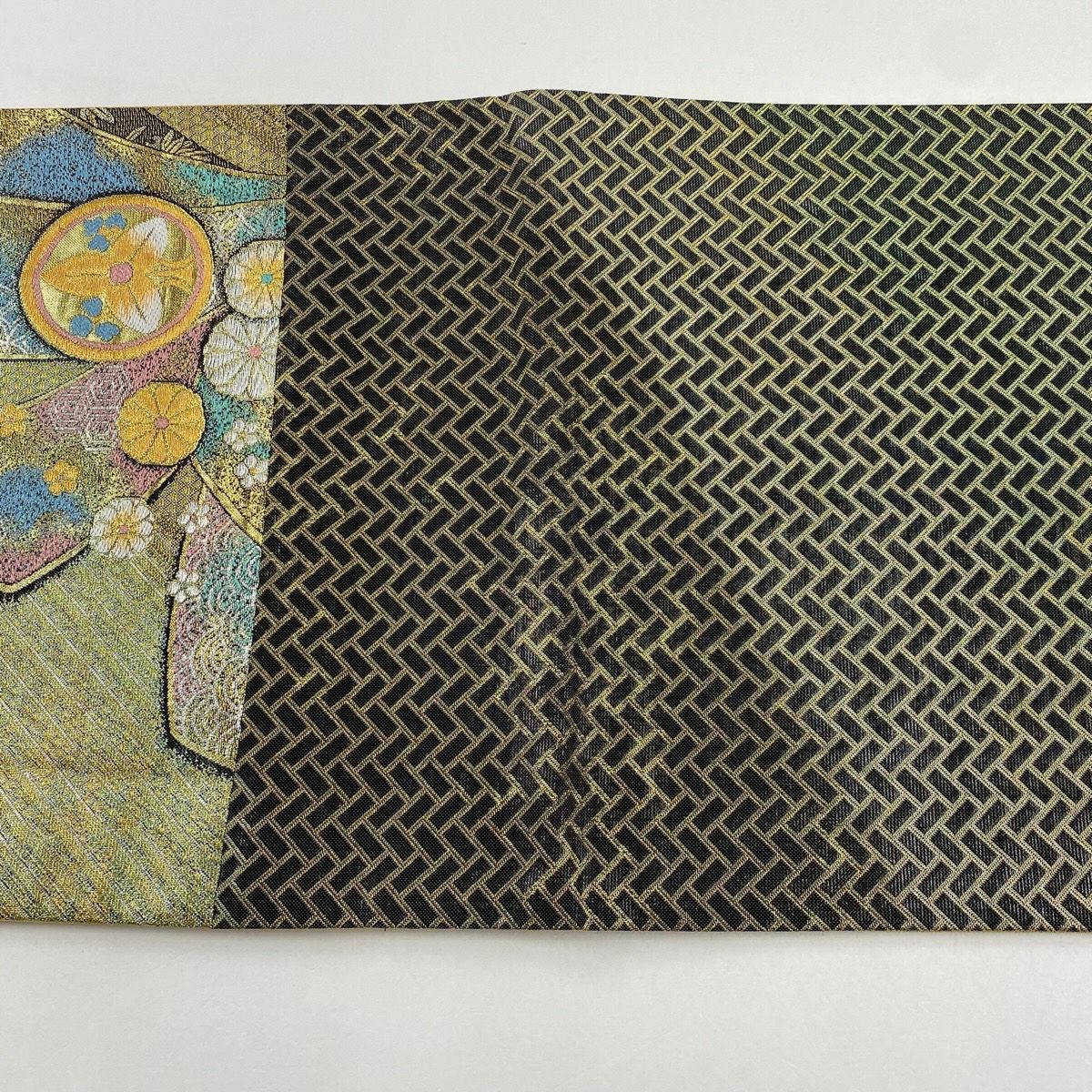 【美品】 袋帶 秀品級 大和 束捆熨斗紋 草花紋 金銀線 金金箔 金色 六通 純蠶絲