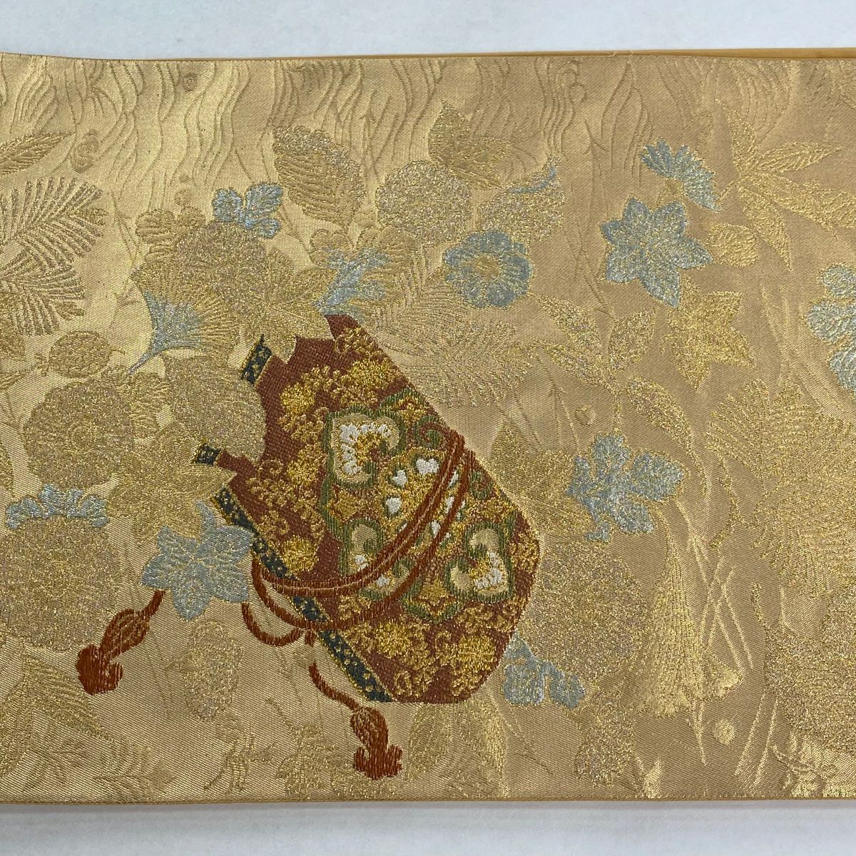 【美品】 袋帶 秀品級 文箱 草花紋紋 金金箔 金色 六通 純蠶絲