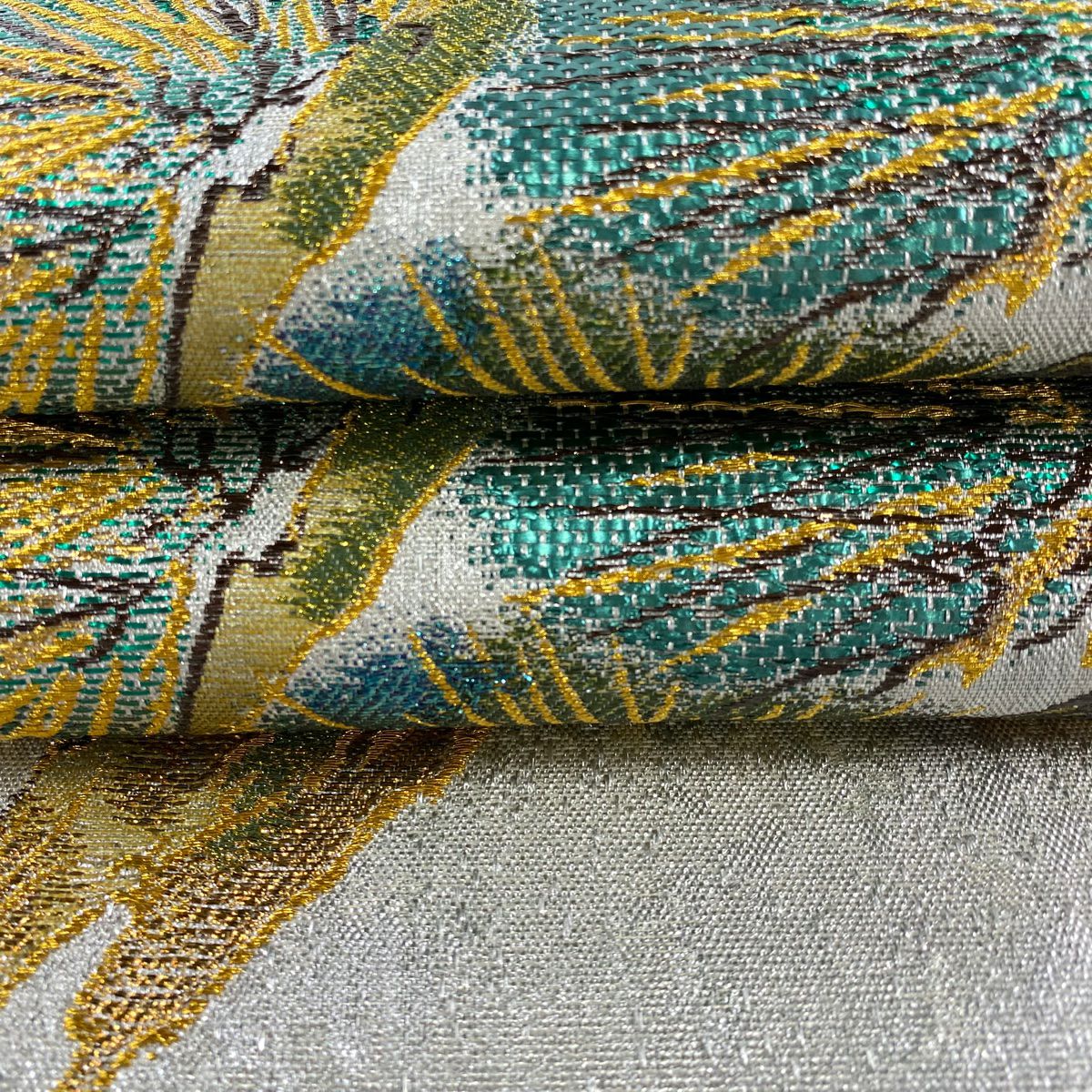 【美品】 袋帶 逸品級 松樹 金金箔 銀 お太鼓圖案 純蠶絲