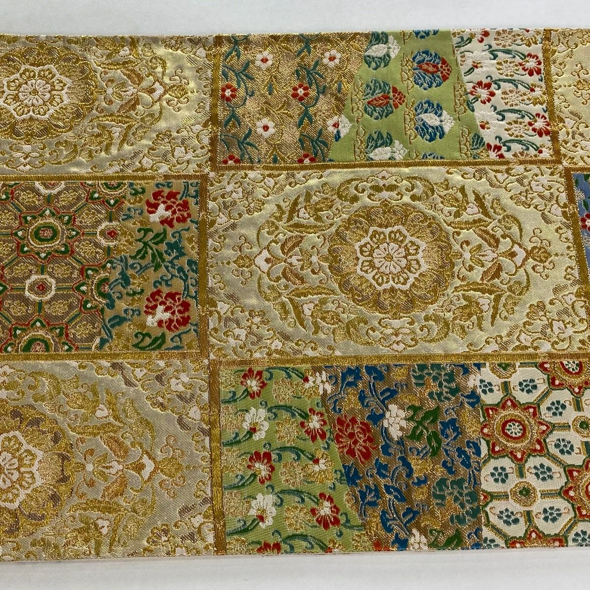 【美品】 袋帶 逸品級 洛陽織物 落款あり 格子取名物裂文 華紋 金絲 金金箔 金色 六通 純蠶絲