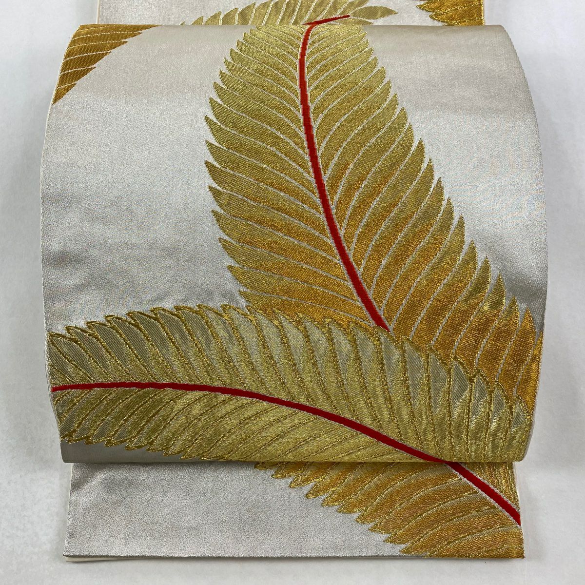 【美品】 袋帶 秀品級 落款あり 本家加納 葉 金金箔 金絲 金 六通 純蠶絲