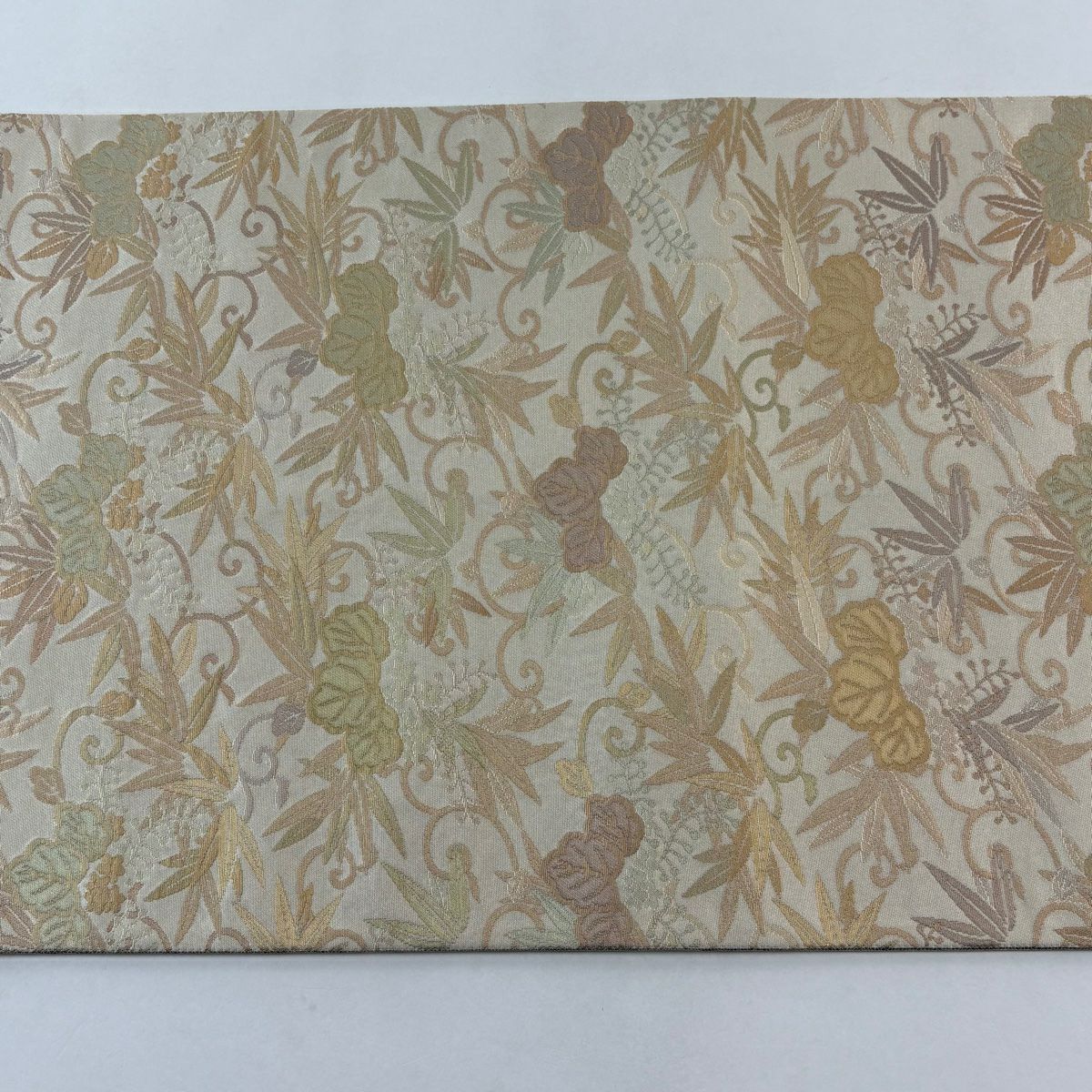 【美品】 袋帶 名品級 金金箔屋清兵衛 落款あり 明治後期 裂地圖案 草木染 桐竹子唐草紋紋 米色 六通 純蠶絲