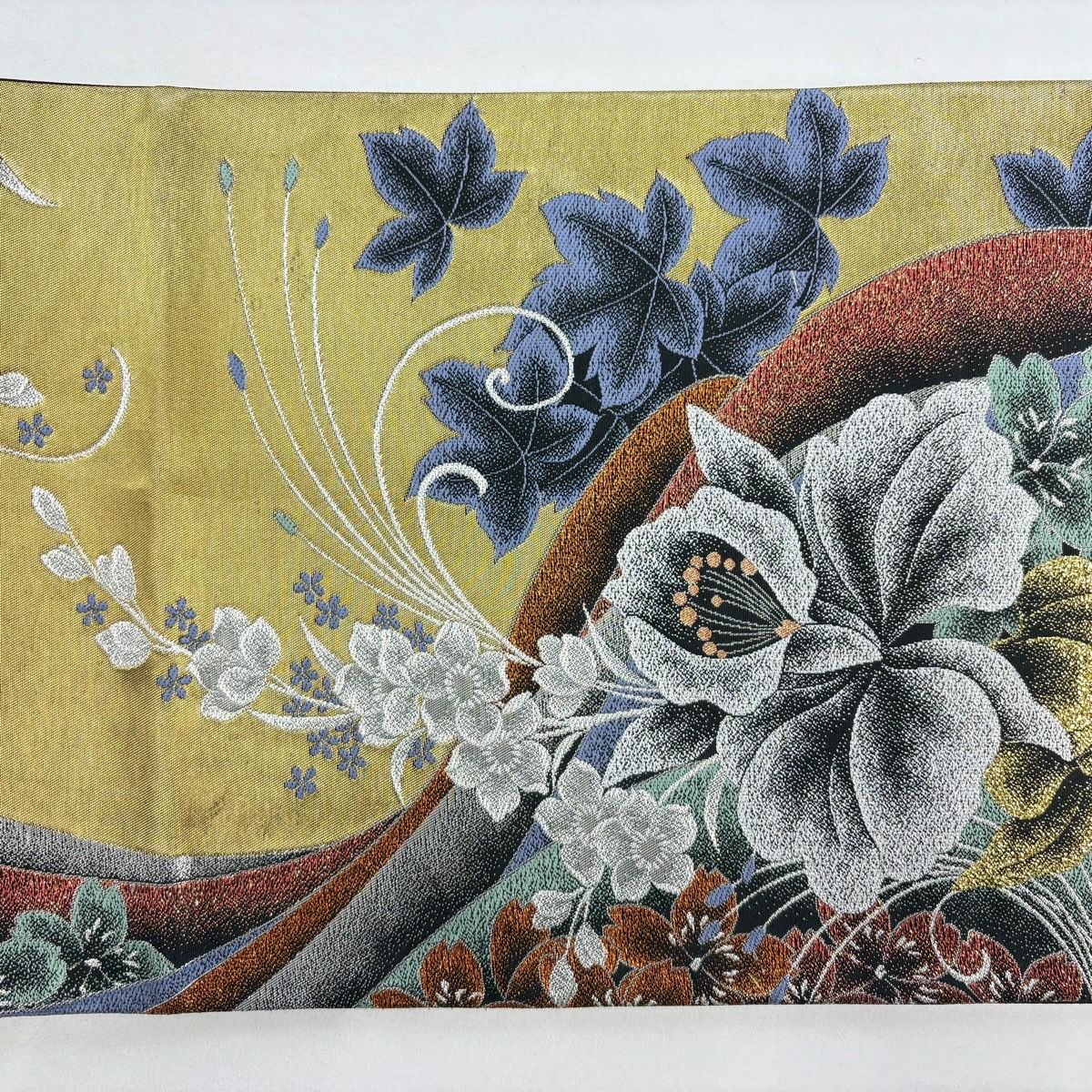 【美品】 袋帶 秀品級 草花紋 金銀彩 金金箔 金 六通 純蠶絲