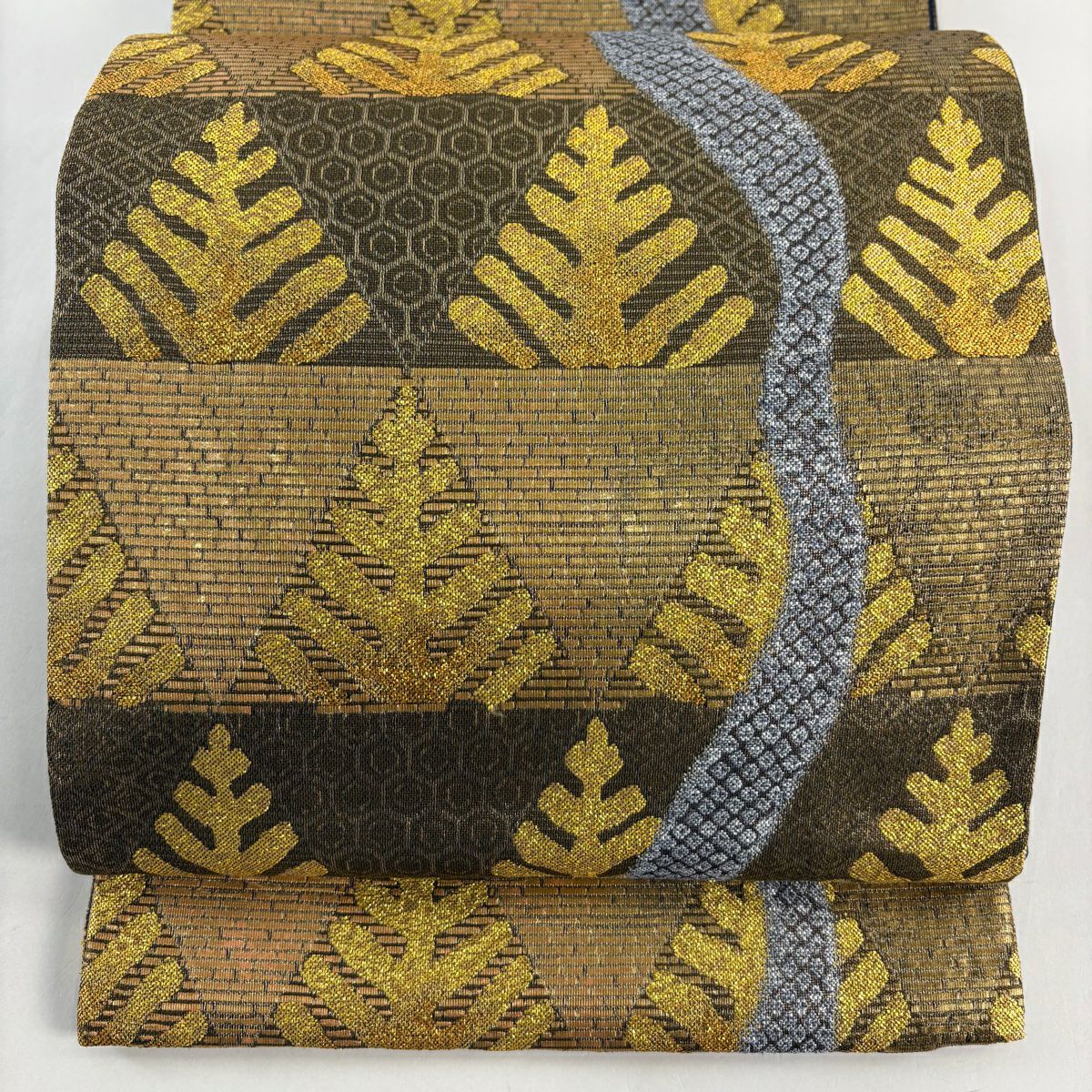 【美品】 袋帶 名品級 松樹 龜甲 金絲 金金箔 金茶 六通 純蠶絲
