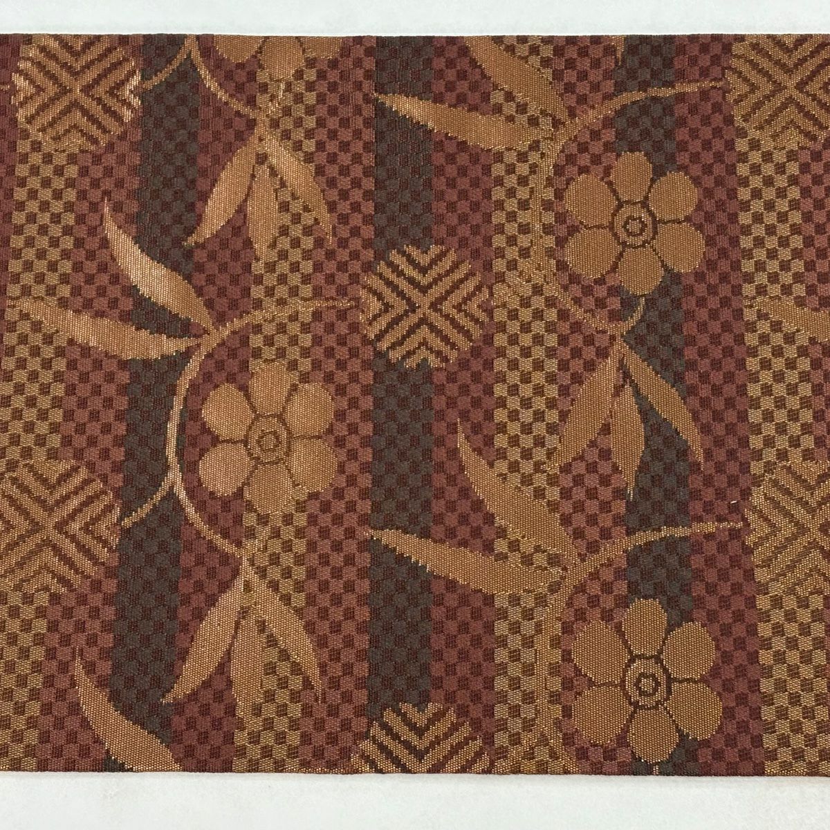 【美品】 名古屋帶 優品級 笹蔓 縞 金金箔 茶 純蠶絲