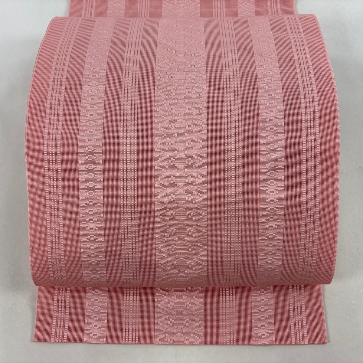 【美品】 名古屋帶 優品級 八寸名古屋帶 松樹葉仕立 夏帶 縞 幾何學圖案 淺粉色 純蠶絲