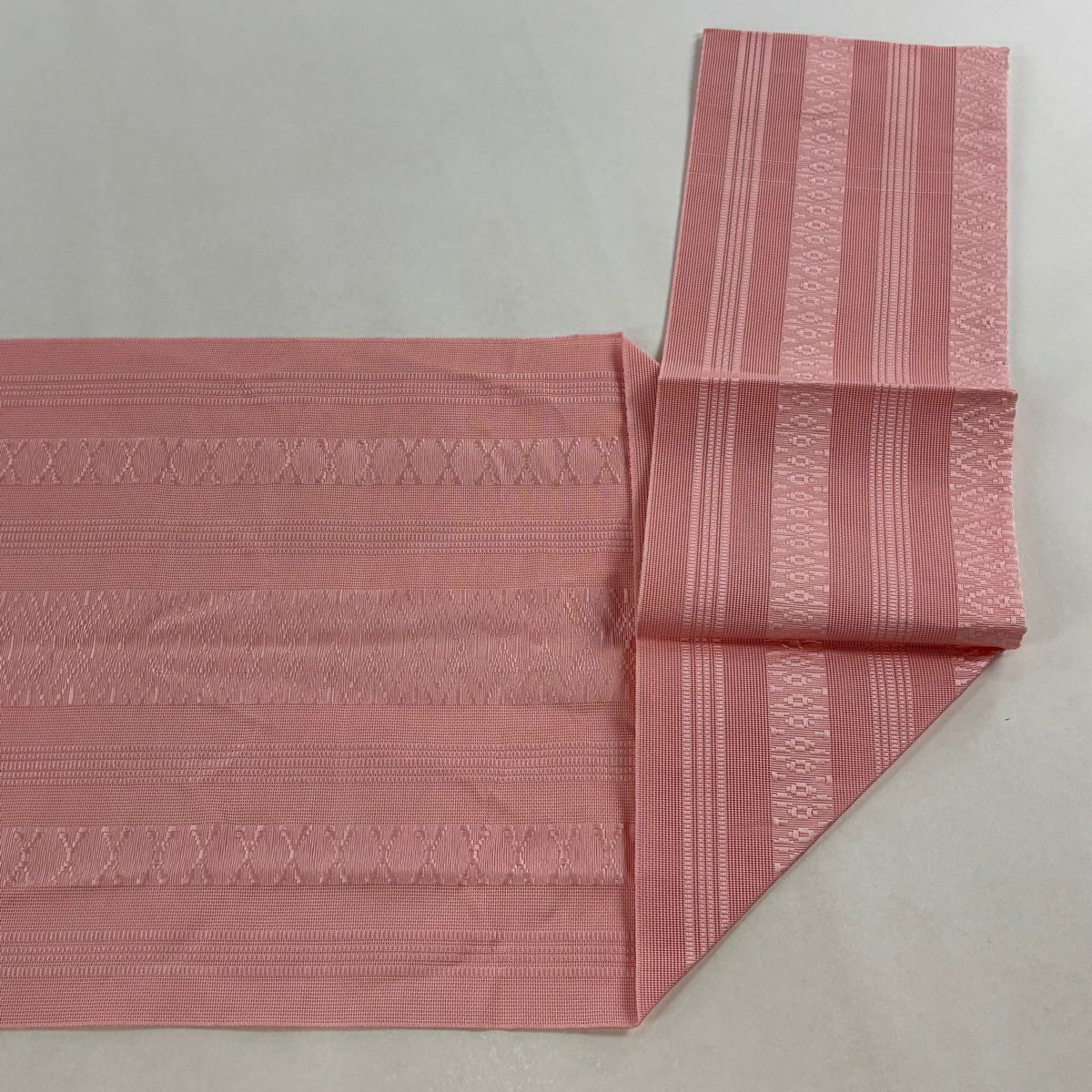 【美品】 名古屋帶 優品級 八寸名古屋帶 松樹葉仕立 夏帶 縞 幾何學圖案 淺粉色 純蠶絲