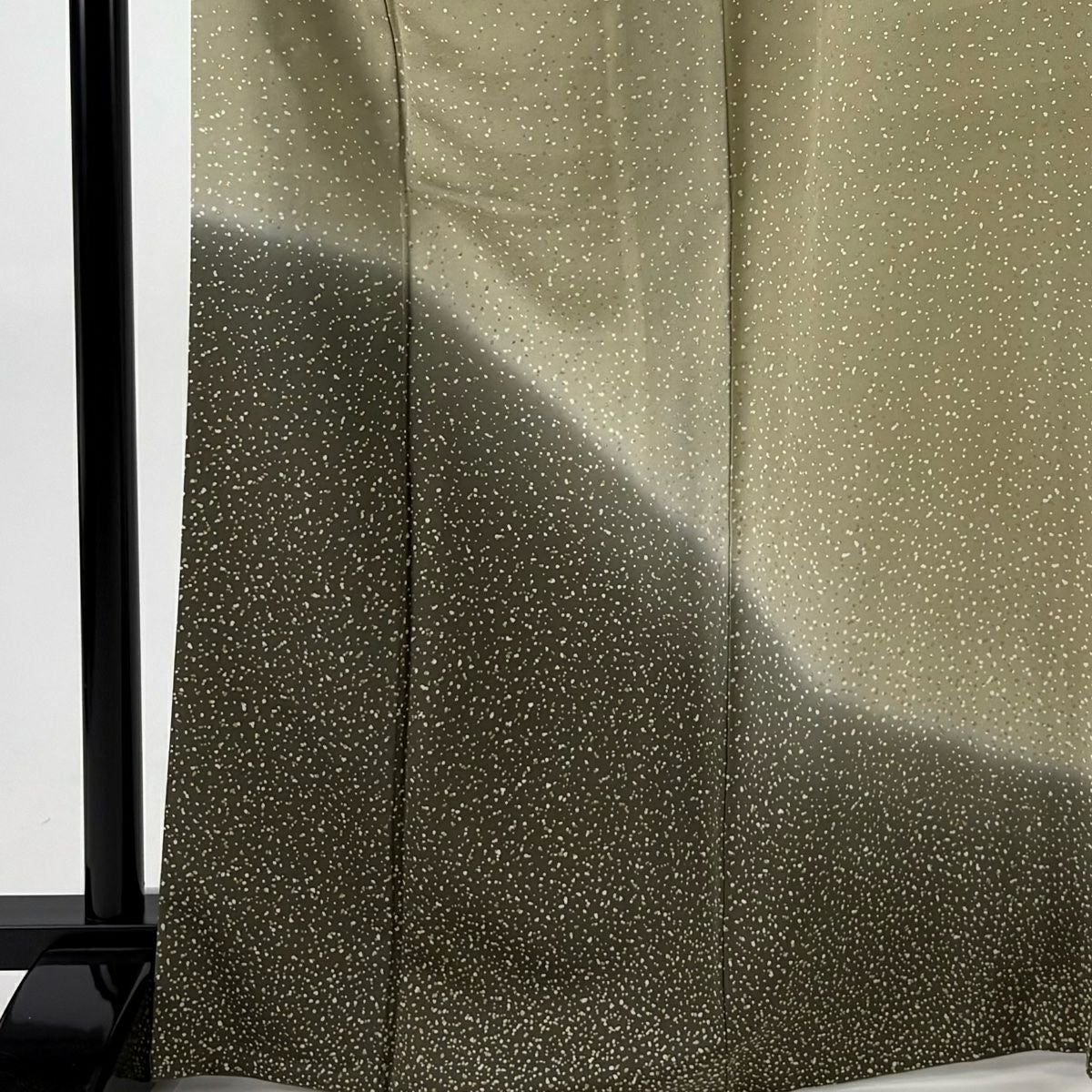 【美品】 付下 身長169cm 袖長70cm L 雙層 幾何學 金彩裝飾 抹茶 純蠶絲 名品級