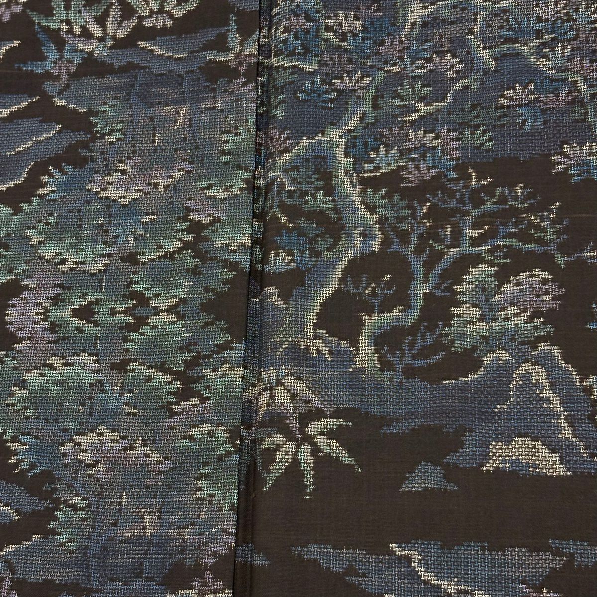 【美品】 大島紬織 身長168cm 袖長66cm M 雙層 純泥染 證書在側 樹木 笹 黑 純蠶絲 名品級