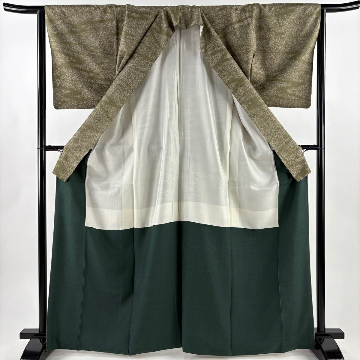 【美品】 大島紬織 身長166cm 袖長64.5cm M 雙層 證書齊全 流水 幾何學 鶯色 純蠶絲 名品級