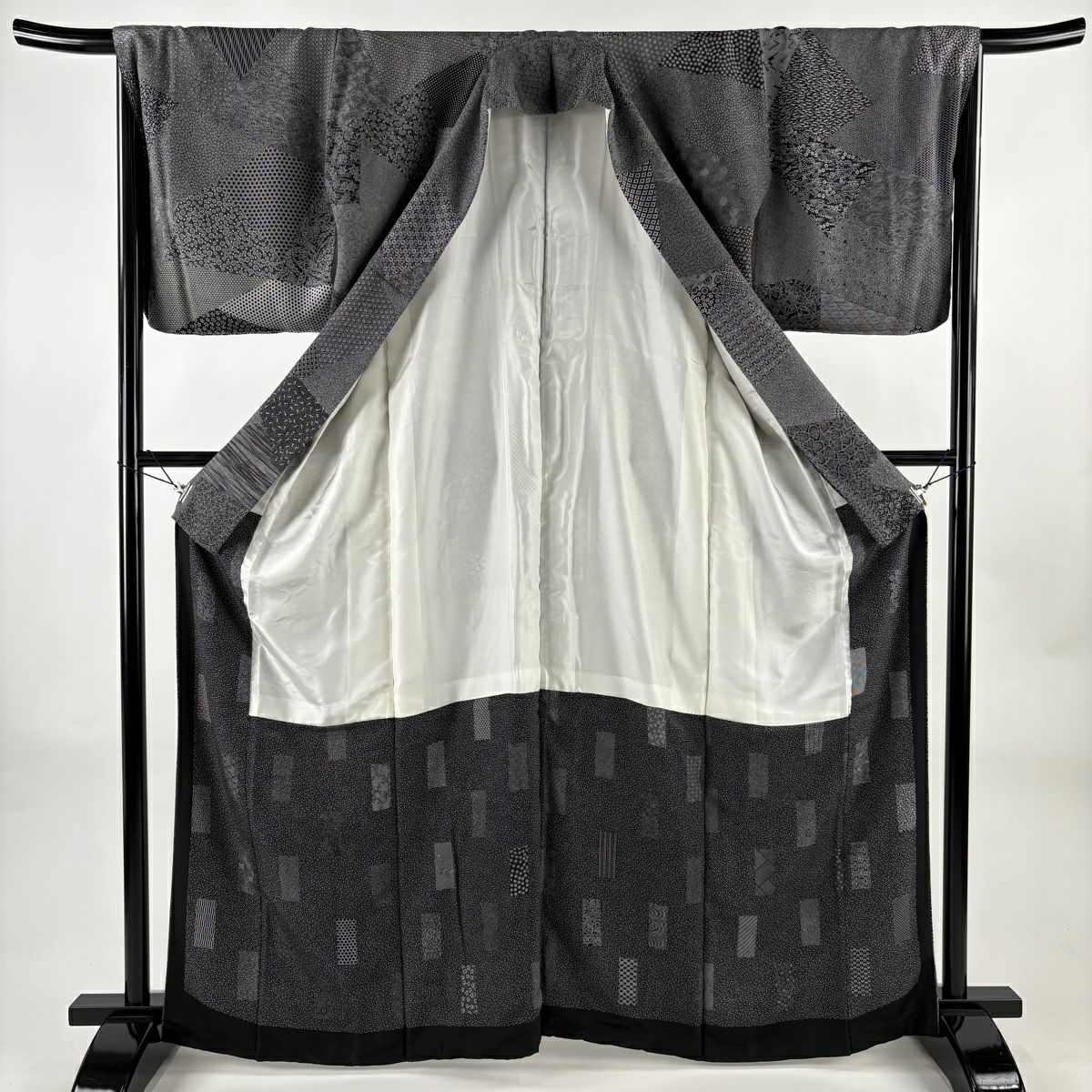 【美品】 江戶小紋 身長164.5cm 袖長67.5cm L 雙層 落款あり 寄せ柄 花唐草紋 黑 純蠶絲 名品級