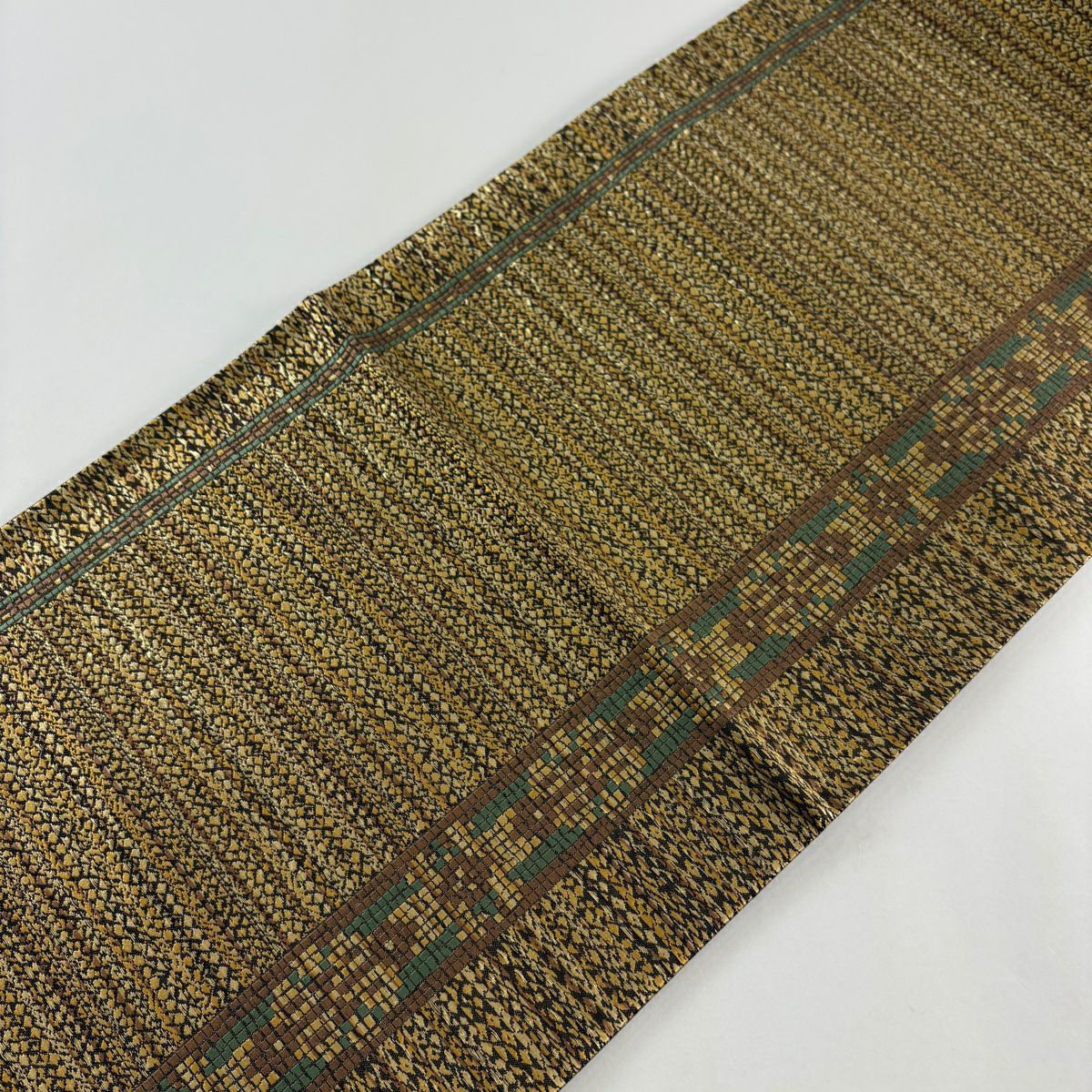 【美品】 袋帶 秀品級 縞 幾何圖案 金絲 黃土色 六通 純蠶絲