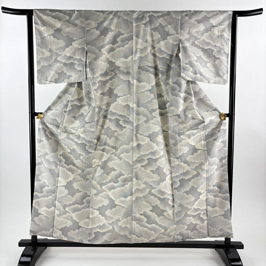【美品】 大島紬織 身長158.5cm 袖長63cm S 雙層 桑原啓之介 落款あり 證書あり 雲紋 灰色 純蠶絲 逸品級