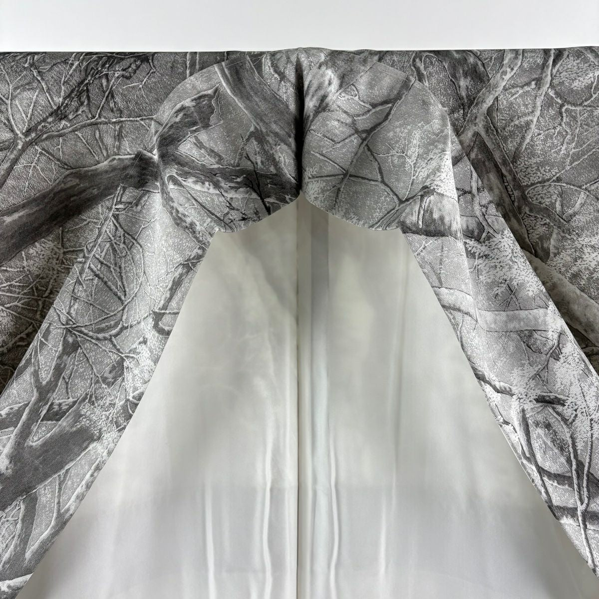 【美品】訪問服 身長166.5cm 袖長65.5cm M 雙層 山岡古都 有落款 白樺 灰 純蠶絲 逸品級