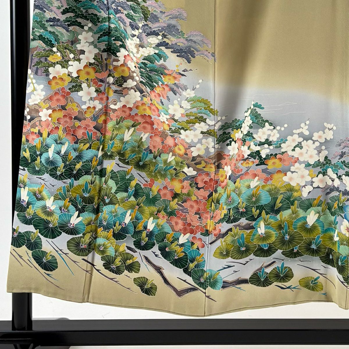 色留袖禮服 身長152cm 袖長64.5cm M 雙層 落款有 松樹竹子梅花 漸變 薄黃土 純蠶絲 秀品級 一個紋
