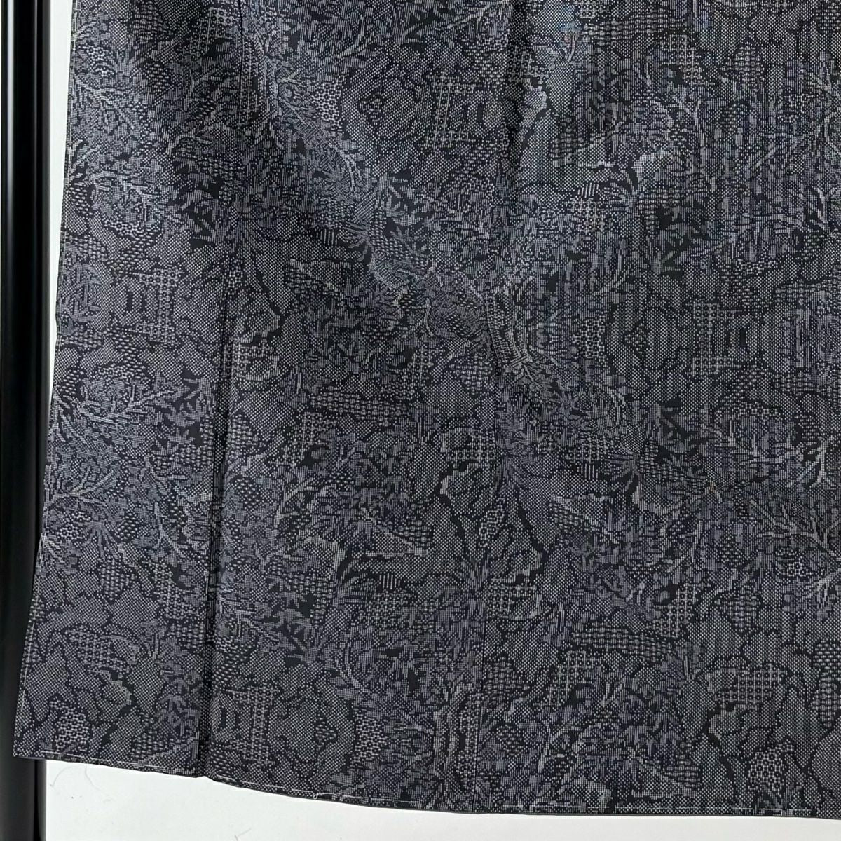 【美品】 大島紬織 身長153cm 袖長62.5cm S 雙層 證書齊全 樹木 黑灰 純蠶絲 優品級