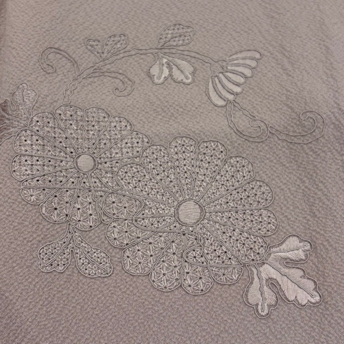 付下 身長164cm 袖長64cm M 雙層 菊花唐草紋 刺繡 淺紫 純蠶絲 秀品級 一個紋