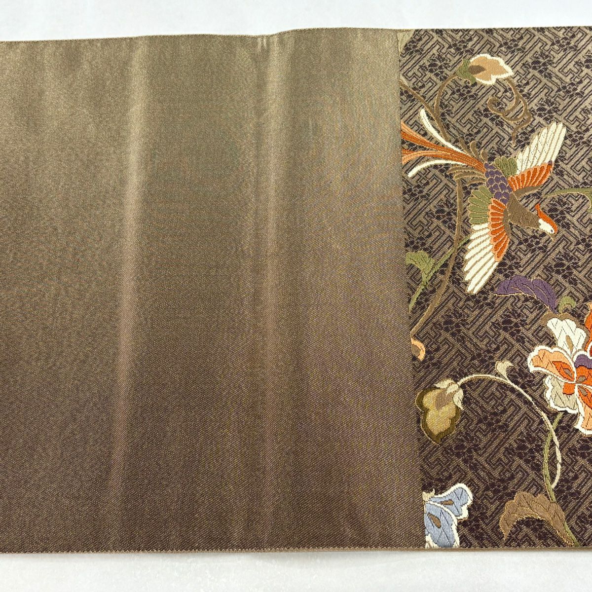【美品】 袋帶 秀品級 鳥 花唐草紋 唐織 金金箔 金茶 六通 純蠶絲