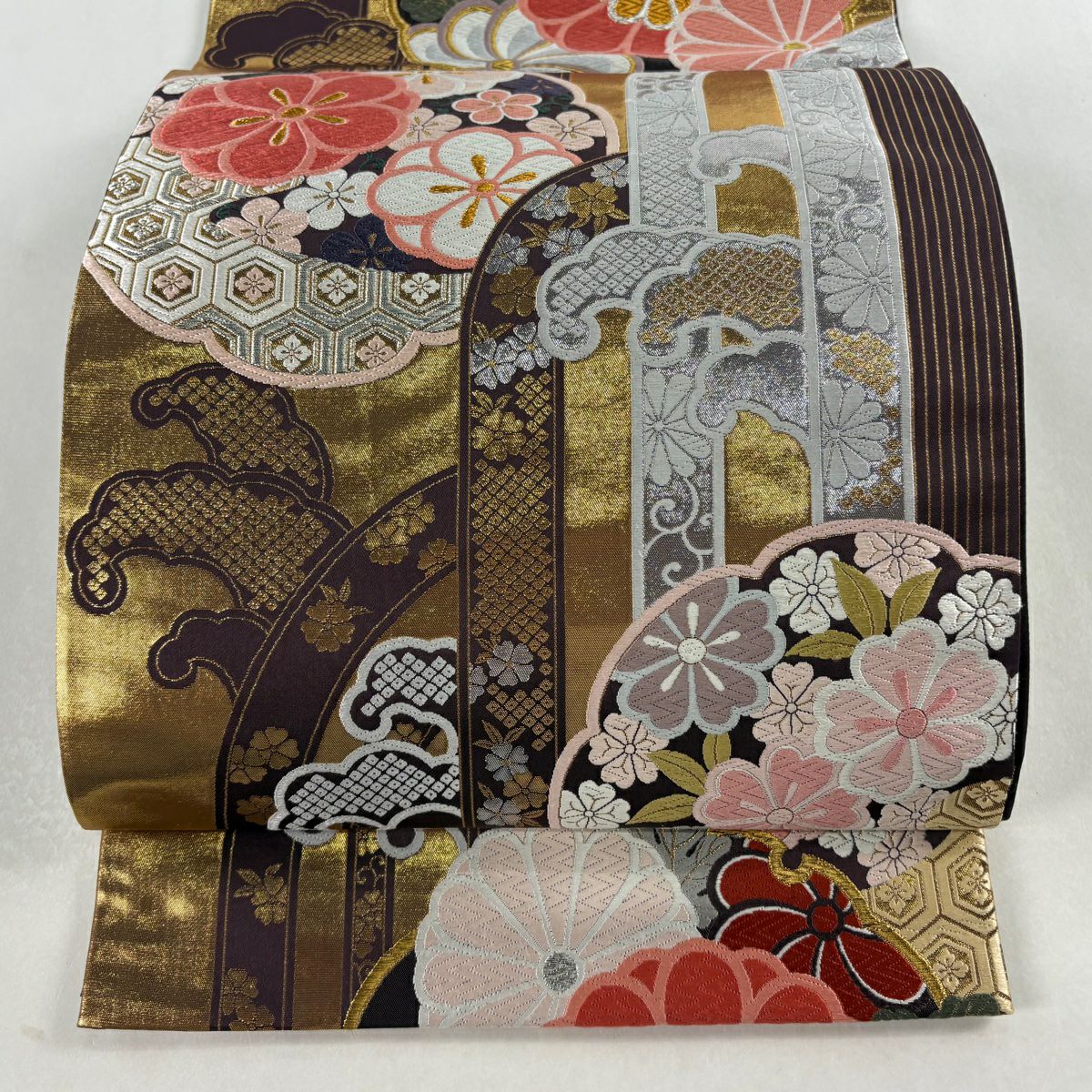 【美品】 袋帶 秀品級 菊花 波頭 唐織 金金箔 金色 六通 純蠶絲