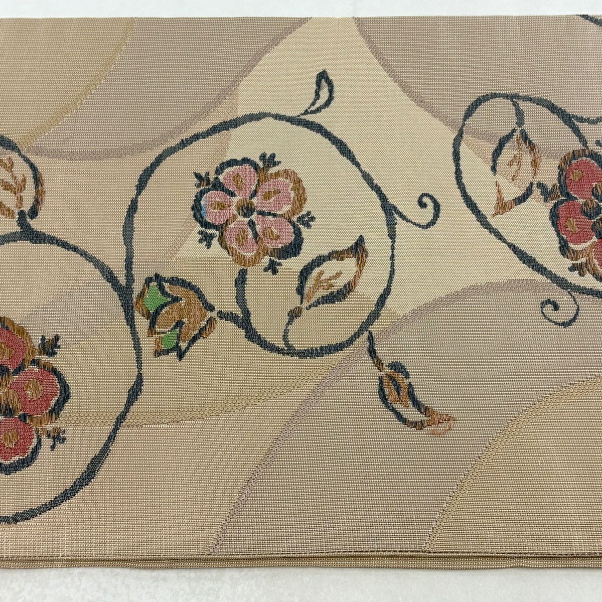 【美品】 袋帶 秀品級 花唐草紋 幾何學 金金箔 薄茶 六通 純蠶絲