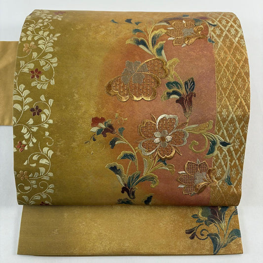 【美品】 名古屋帶 秀品級 草花紋紋 花唐草紋 金糸 金金箔 山吹 純蠶絲