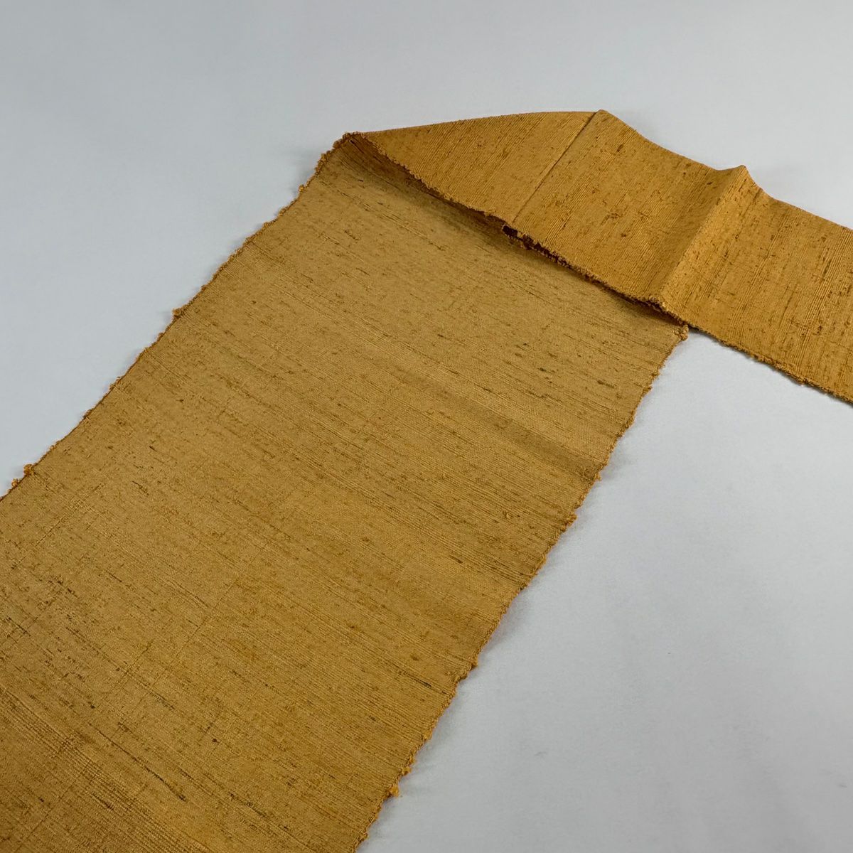 【美品】 名古屋帶 優品級 有落款 八寸名古屋帶 松樹葉仕立 細節 人物 文字 山吹 深藍 純蠶絲