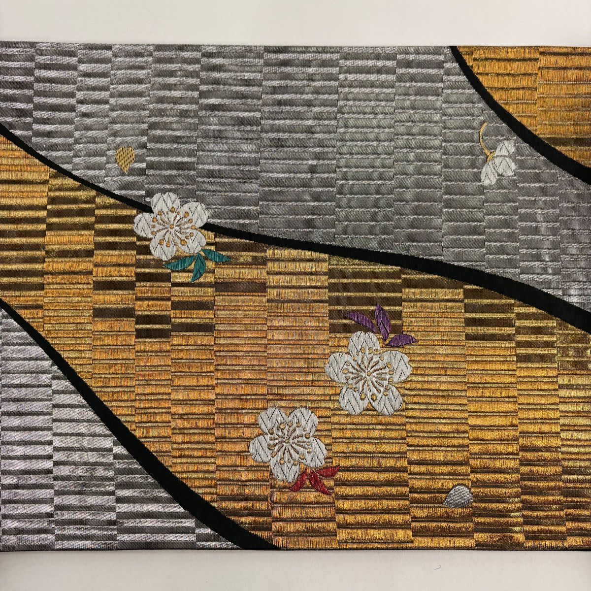 【美品】 袋帶 優品級 振袖禮服禮服用 櫻花花瓣 金金箔 金銀線 銀色 六通 純蠶絲