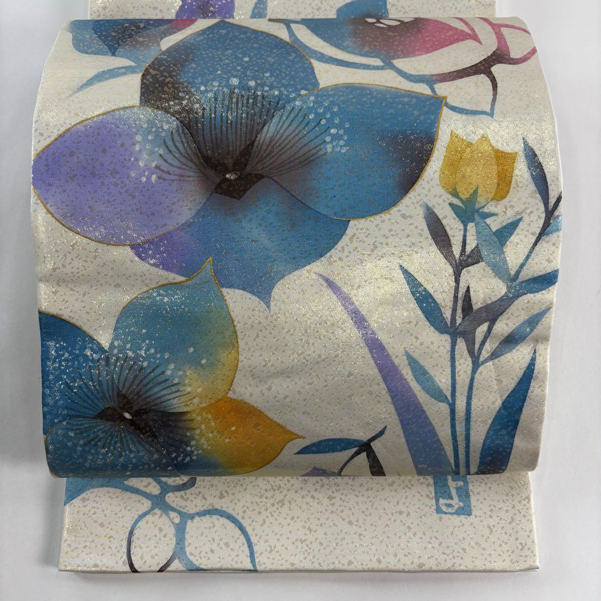 【美品】 袋帶 秀品級 落款 草花紋 薔薇 金金箔 金銀彩 奶油色 大鼓圖案 純蠶絲