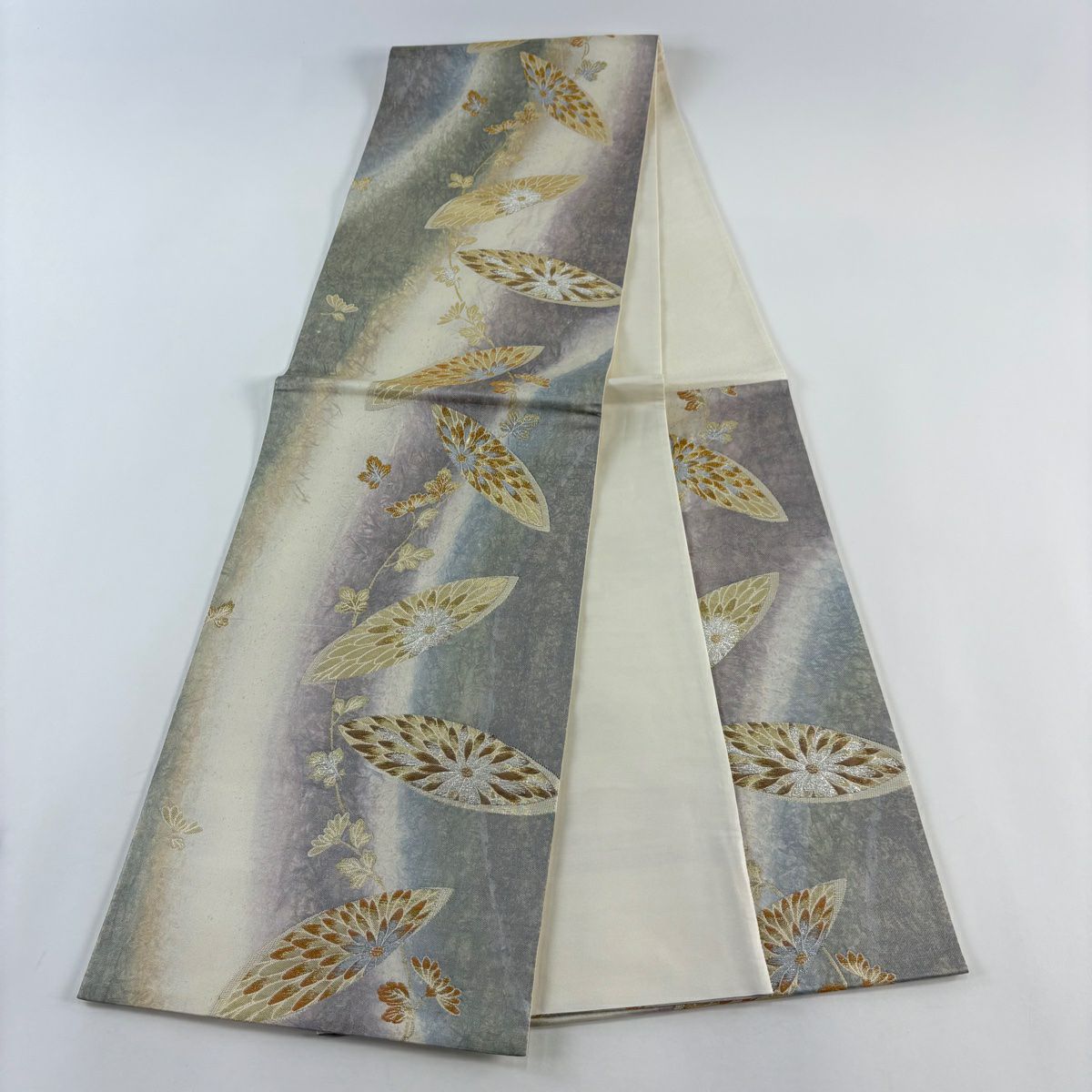 【美品】 袋帶 秀品級 菊花 幾何圖案 金絲 金金箔 米色 六通 純蠶絲