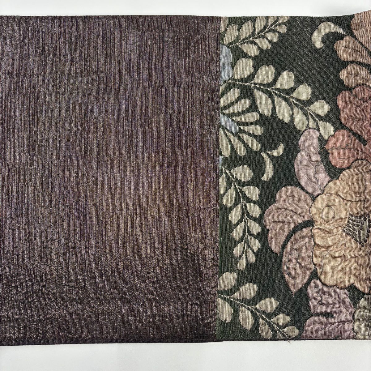 【美品】 袋帶 秀品級 關西仕立 草花紋紋 金金箔 金絲 紫 六通 純蠶絲