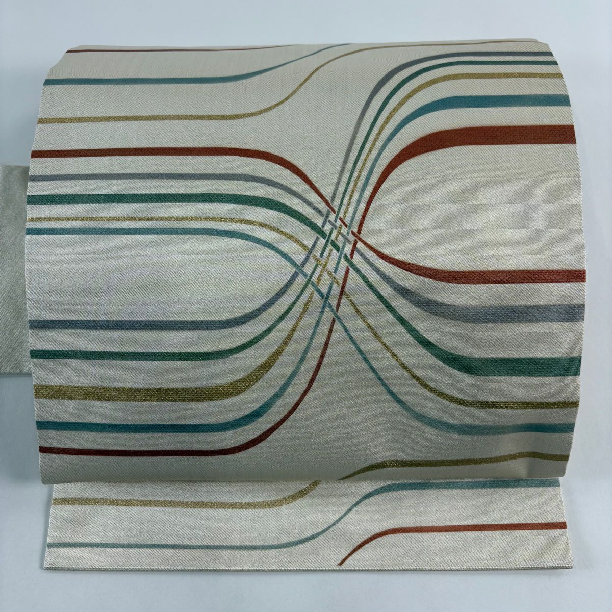 【美品】 名古屋帶 秀品級 斜條紋 幾何圖案 金金箔 米色 純蠶絲