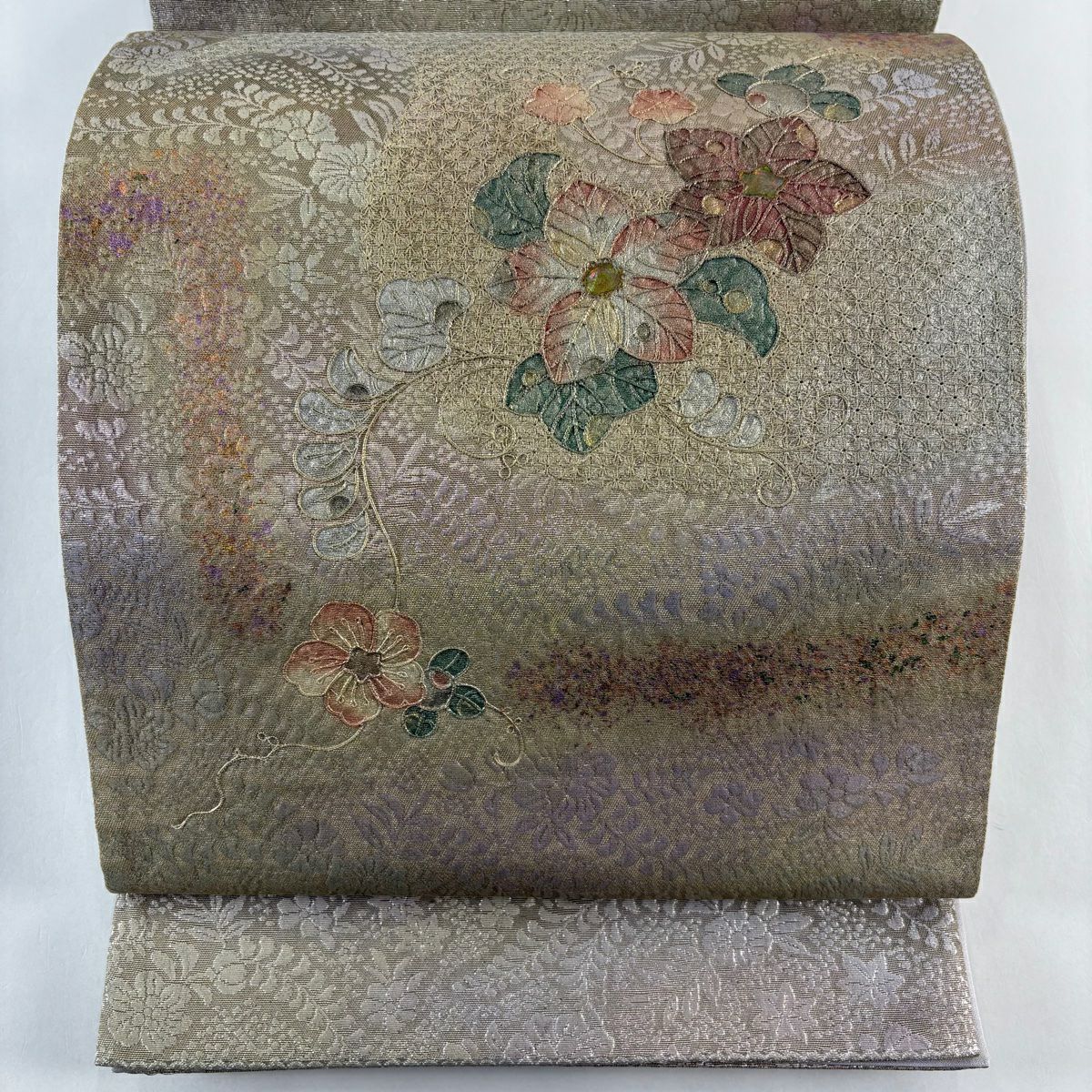 【美品】 袋帶 秀品級 關西仕立 草花紋 金絲 金金箔 灰茶 お太鼓圖案 純蠶絲