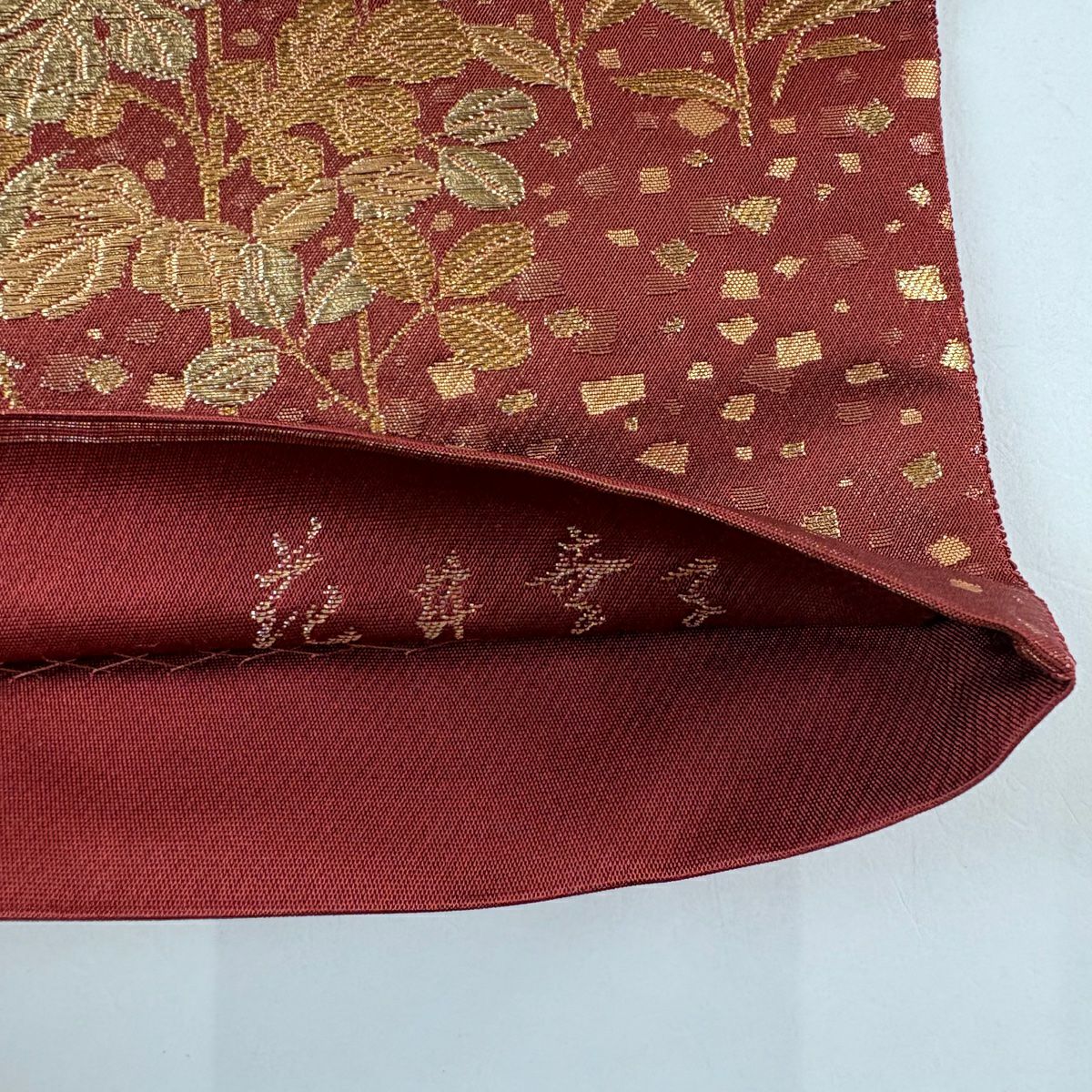 【美品】 袋帶 秀品級 花井幸子 落款 秋草 金金箔散佈 金銀絲 金箔 紅 六通 純蠶絲