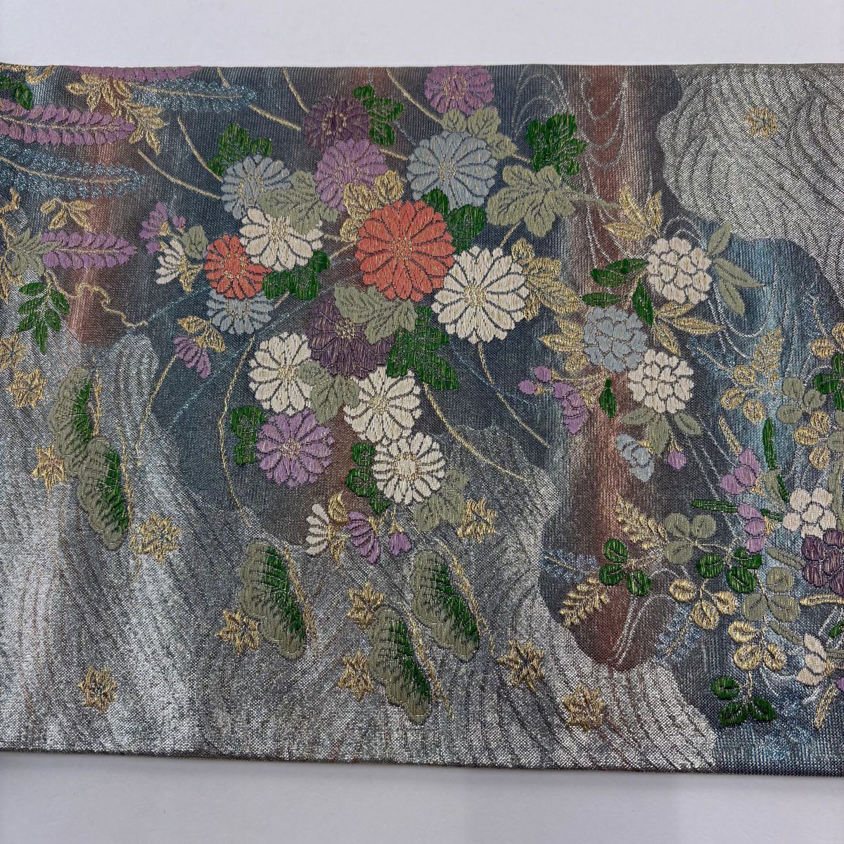 【美品】 袋帶 秀品級 琳派畫圖 寿松樹秋草紋 波 刺繡 金線 灰綠 六通 純蠶絲