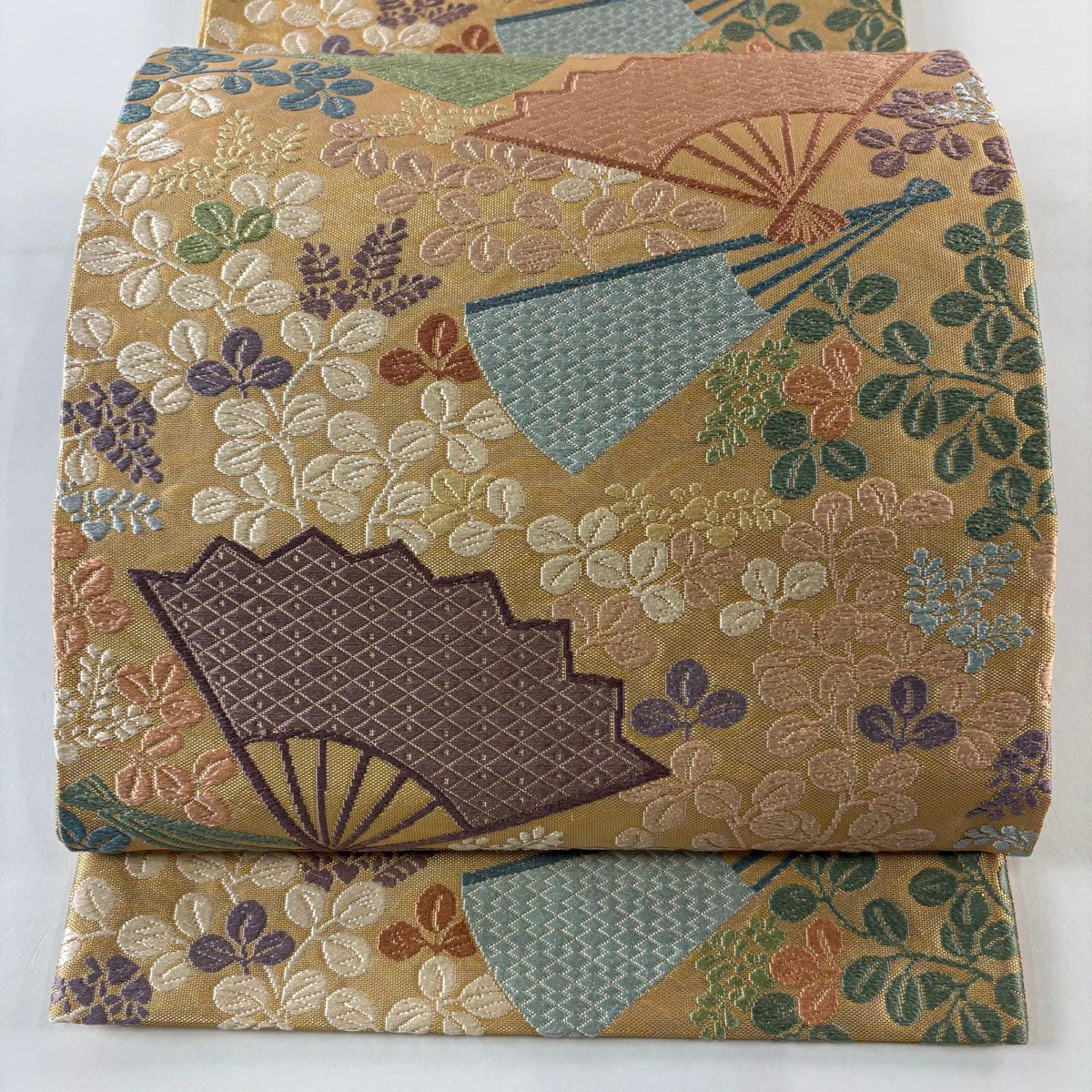 【美品】 袋帶 秀品級 扇子子 萩花 金金箔 金色 六通 純蠶絲