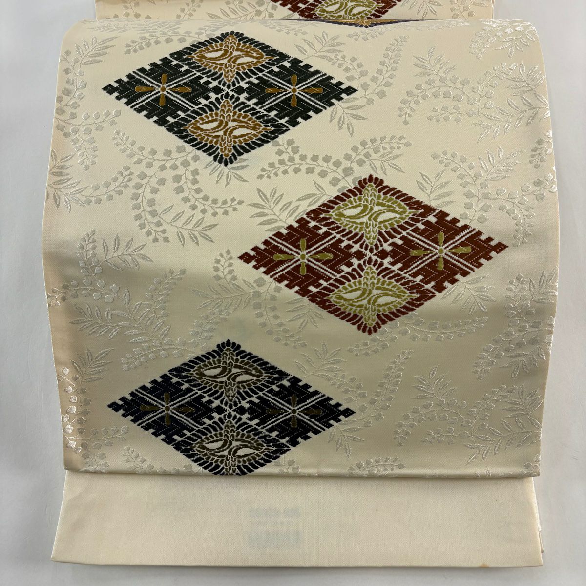 【美品】 袋帶 秀品級 有落款 菱形 向仙鶴 奶油色 六通 純蠶絲